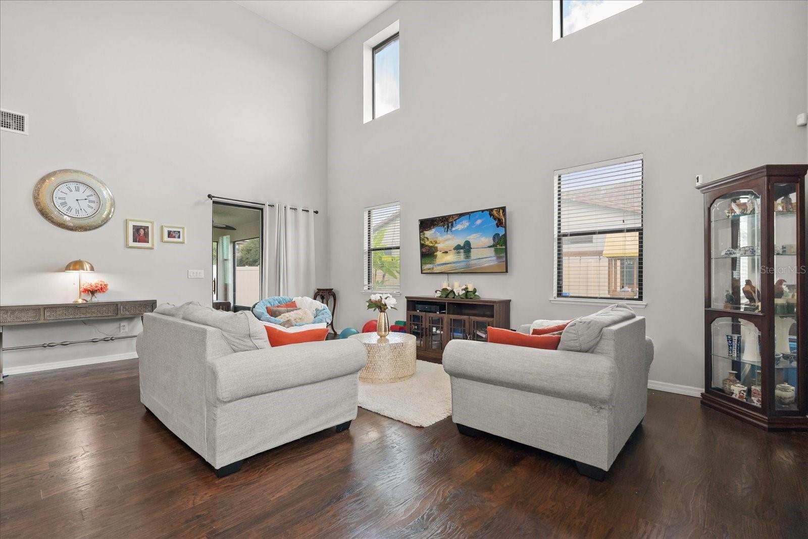 Image 4 of 38 For 1001 Perugia Ln