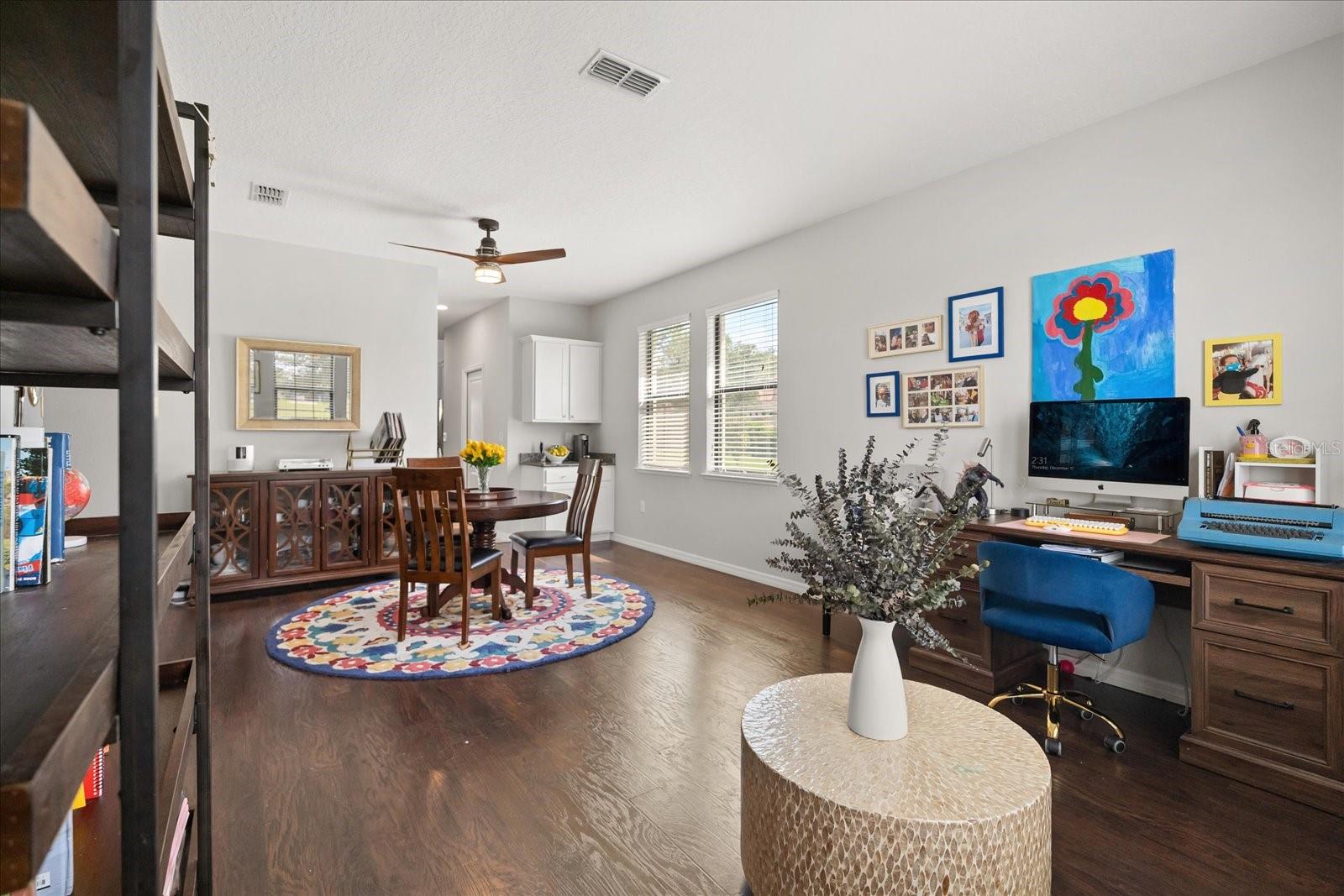 Image 7 of 38 For 1001 Perugia Ln