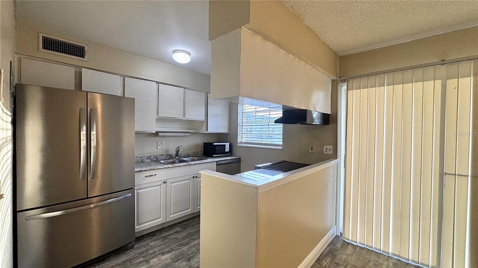Image 9 of 20 For 5325 Curry Ford Road 10