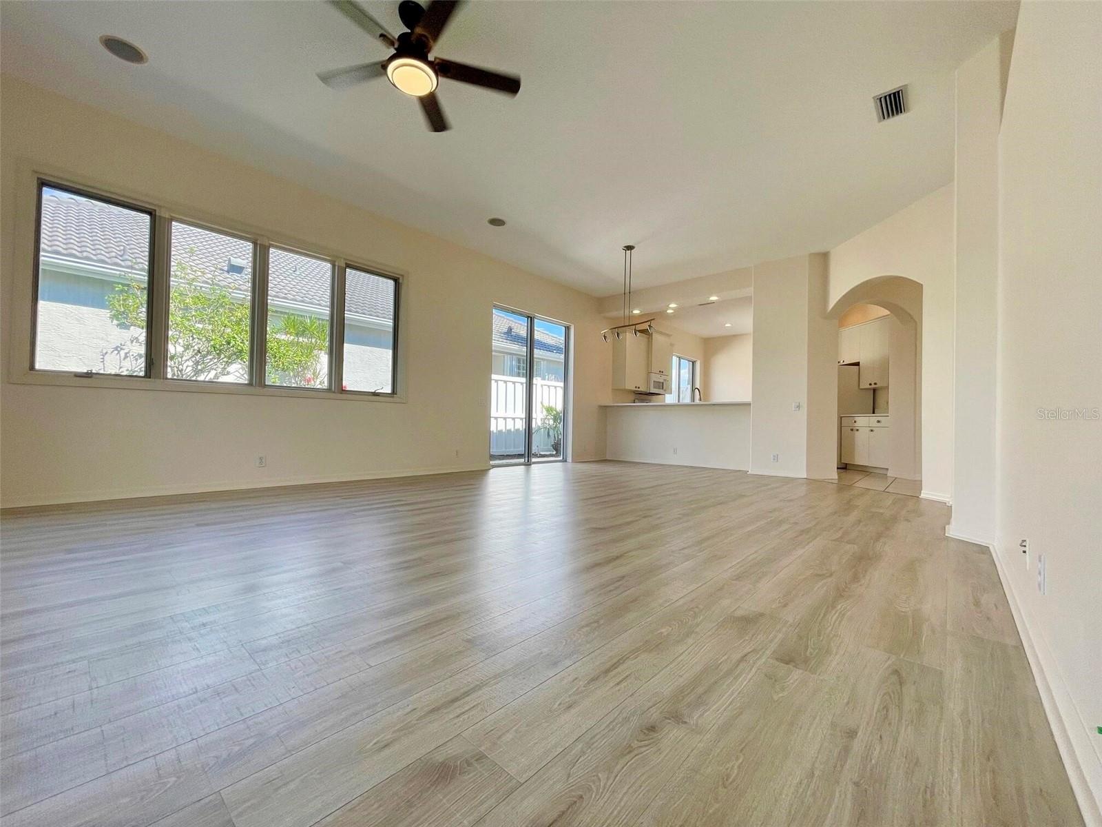 Image 12 of 36 For 8515 53rd Place E