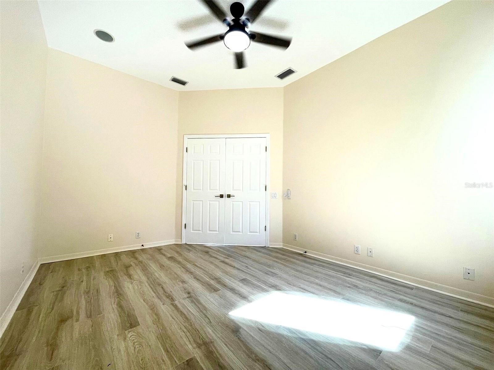 Image 27 of 36 For 8515 53rd Place E