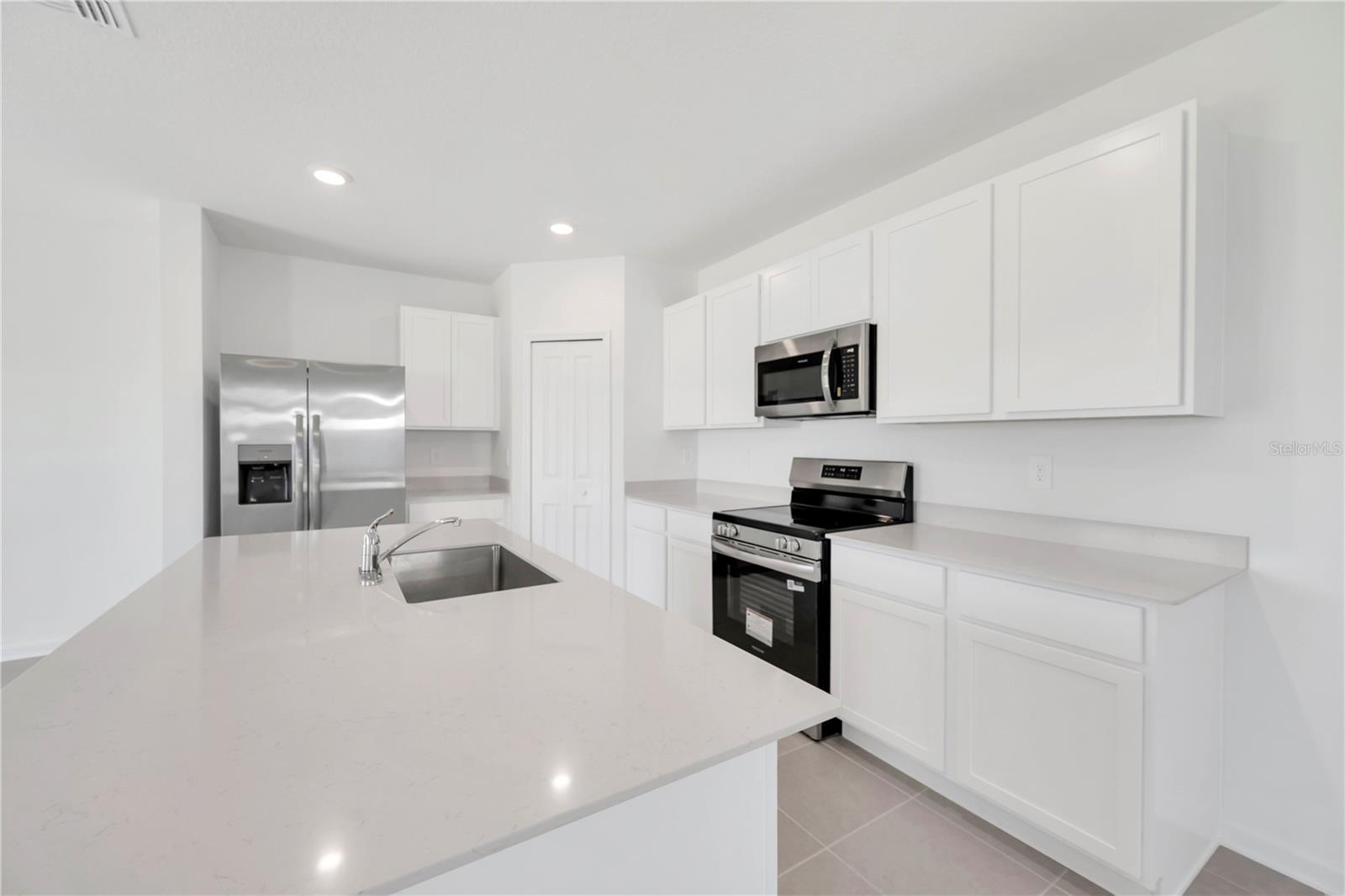 Image 10 of 39 For 3869 Corsican Place