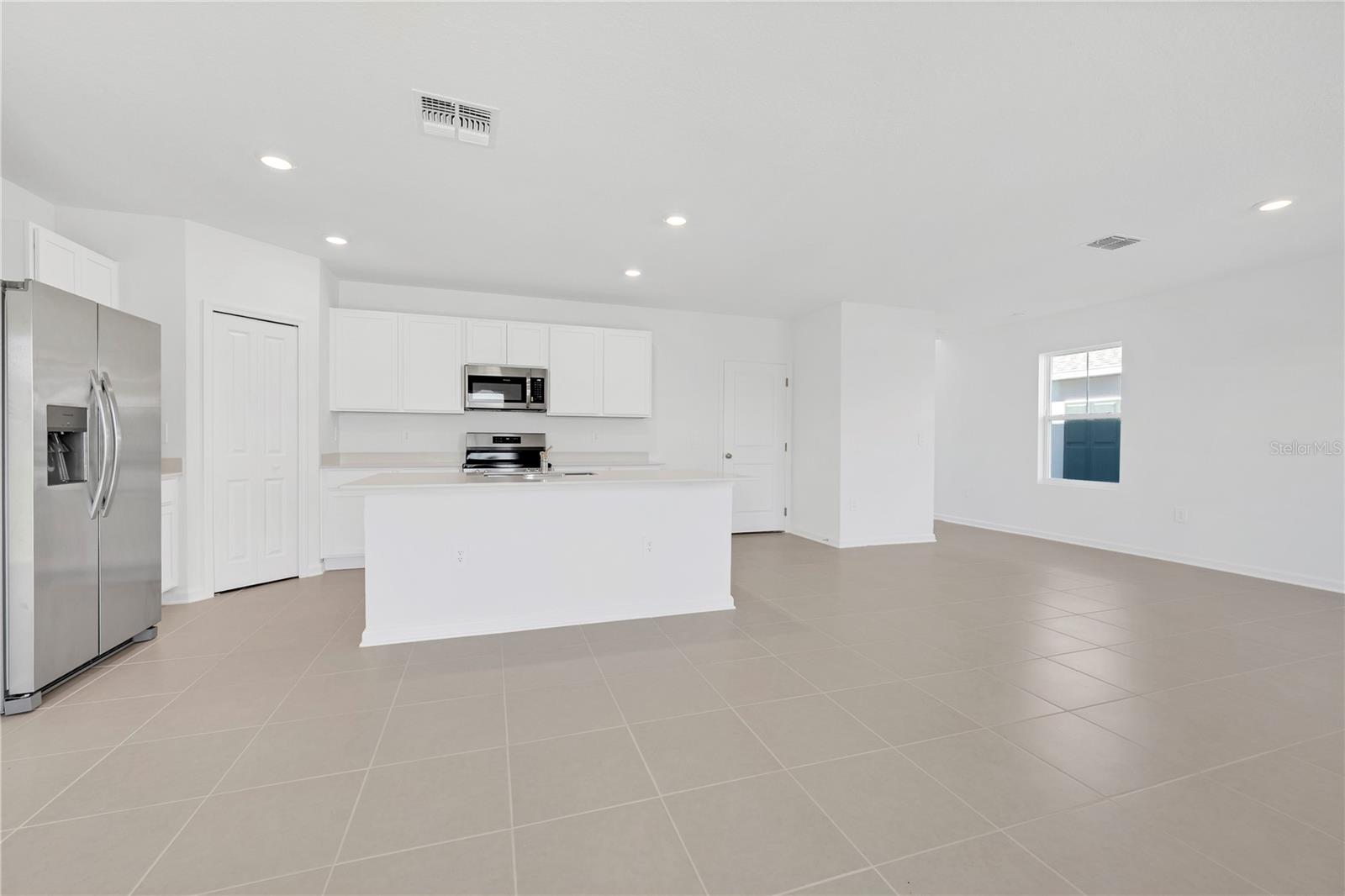 Image 9 of 39 For 3869 Corsican Place