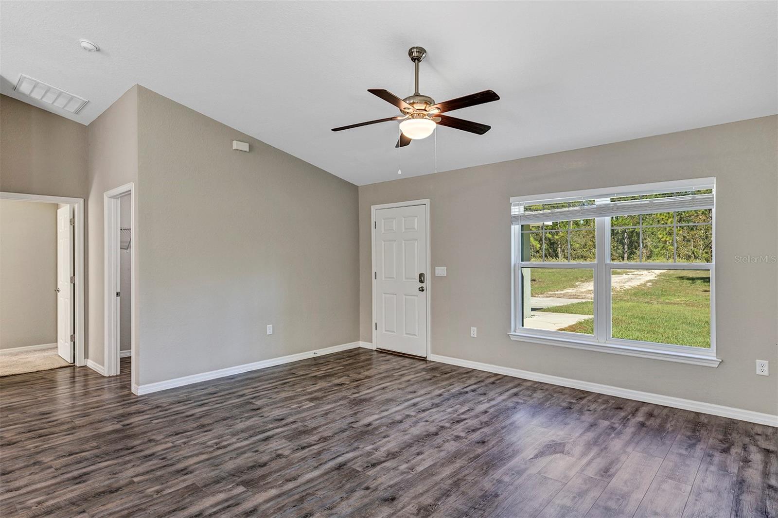 Image 5 of 25 For 12694 73rd Street