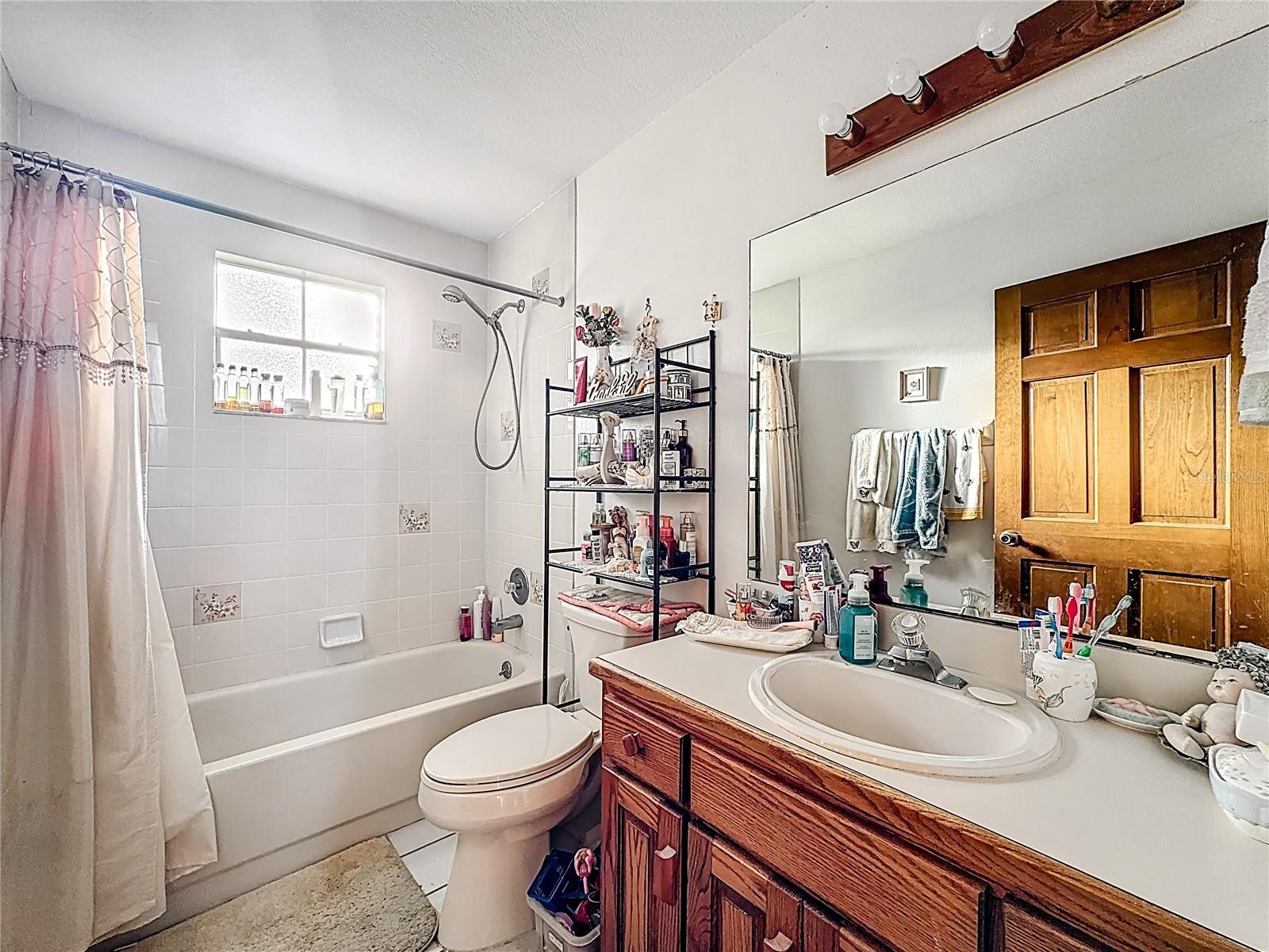 Image 14 of 34 For 1445 Beechwood Drive