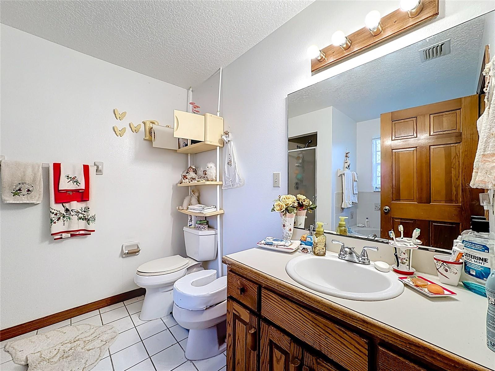 Image 19 of 34 For 1445 Beechwood Drive