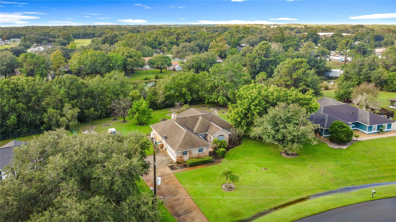 Image 35 of 40 For 1445 Beechwood Drive