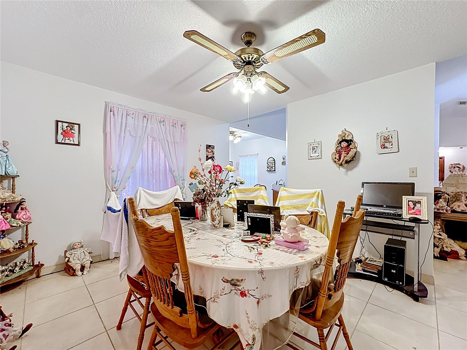 Image 9 of 34 For 1445 Beechwood Drive