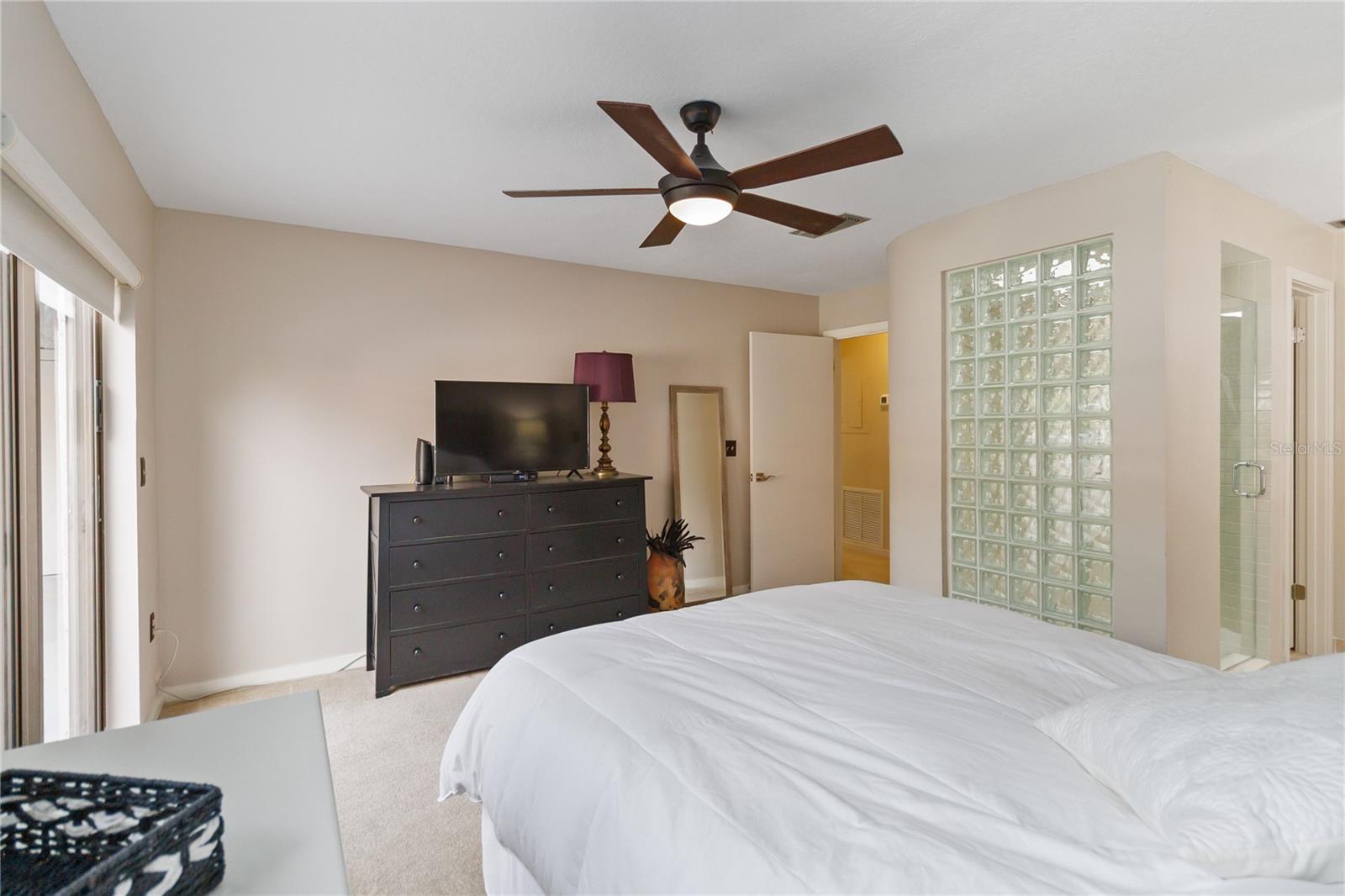 Image 20 of 56 For 1000 Winderley Place 239