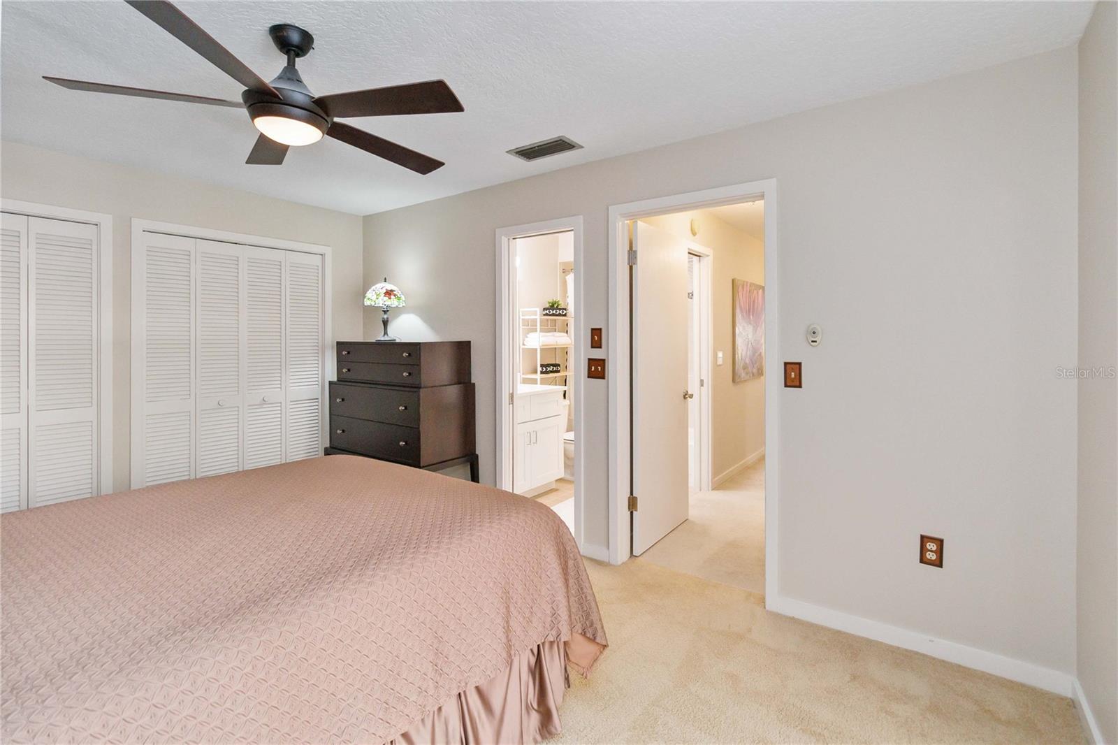 Image 23 of 56 For 1000 Winderley Place 239