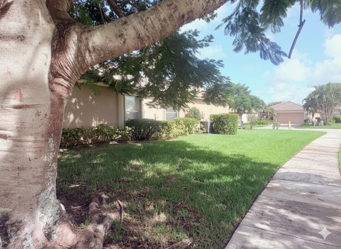 Image 9 of 18 For 628 Stanford Lane