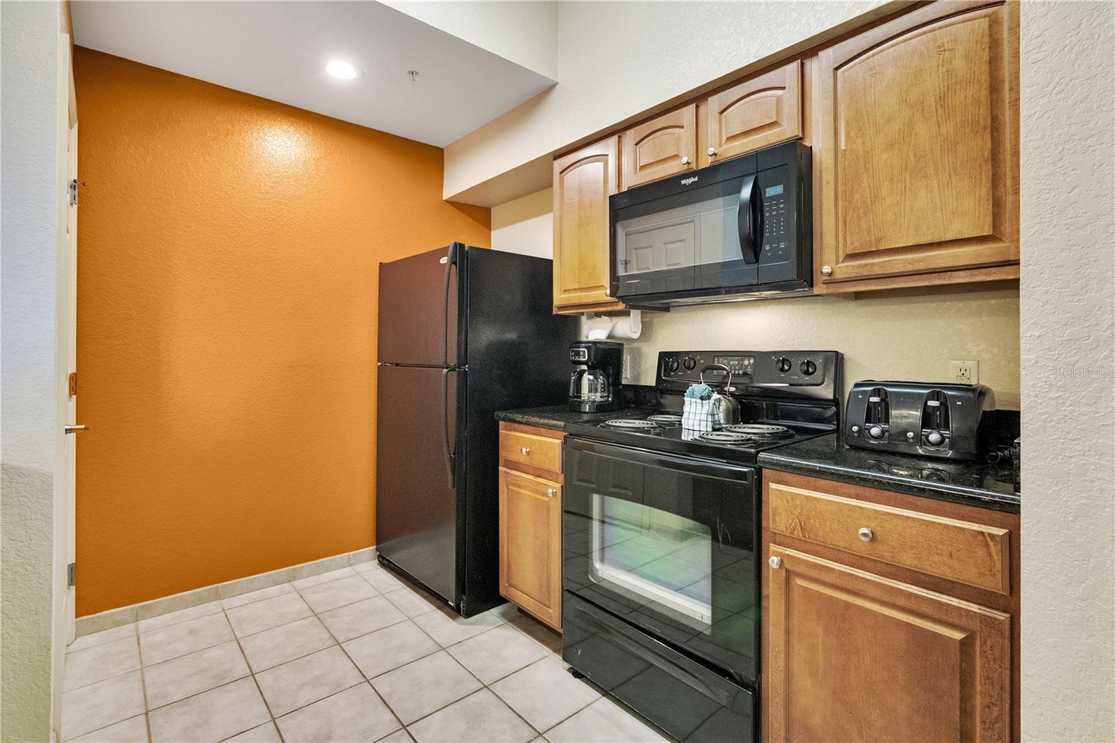 Image 4 of 28 For 8101 Resort Vlg Drive 31004