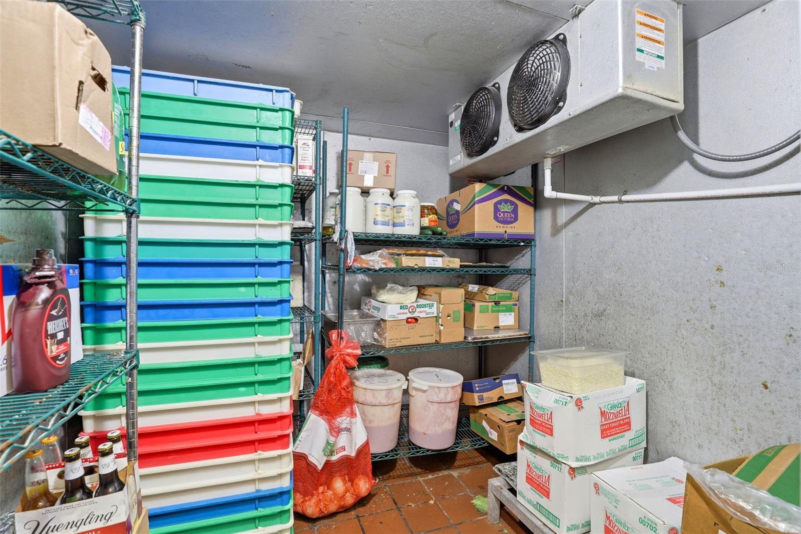 Image 29 of 31 For 3920 Dean Road 400