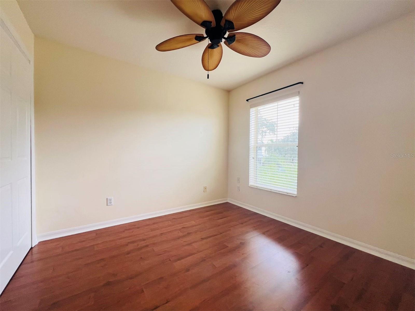 Image 13 of 68 For 1531 Par Court