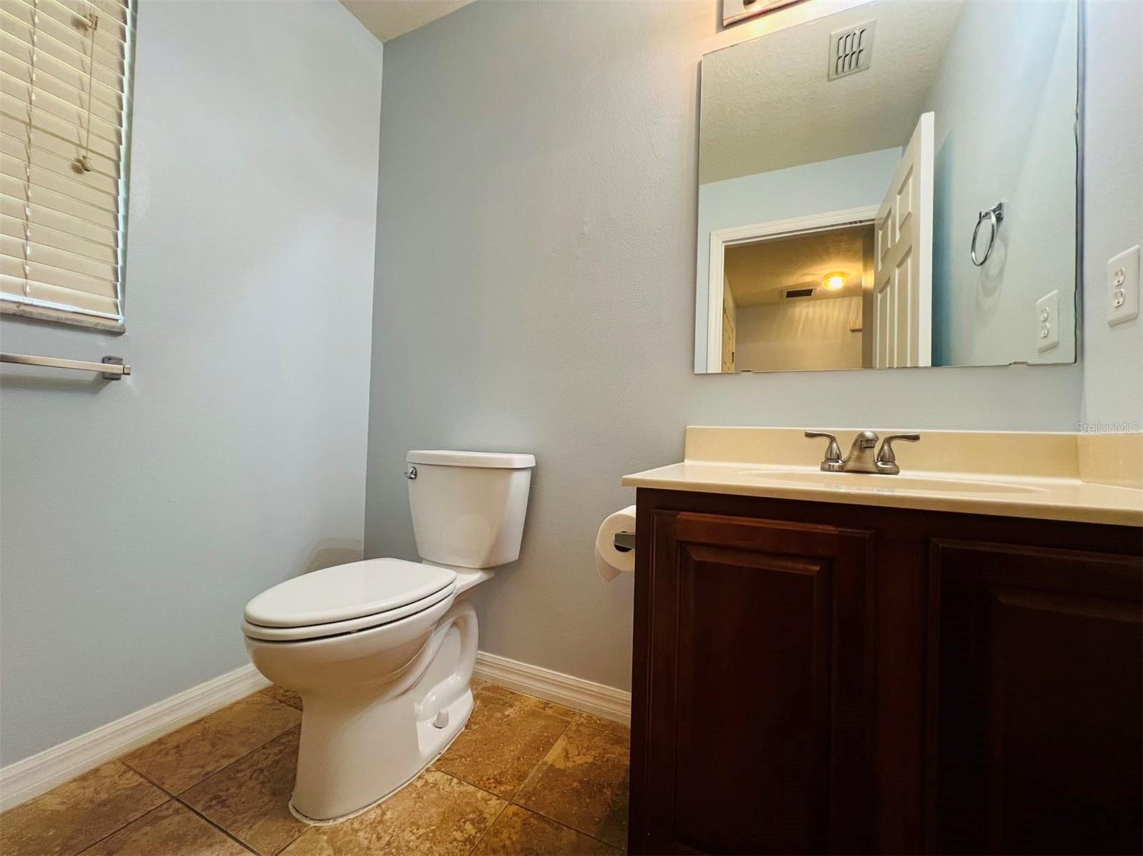 Image 16 of 68 For 1531 Par Court