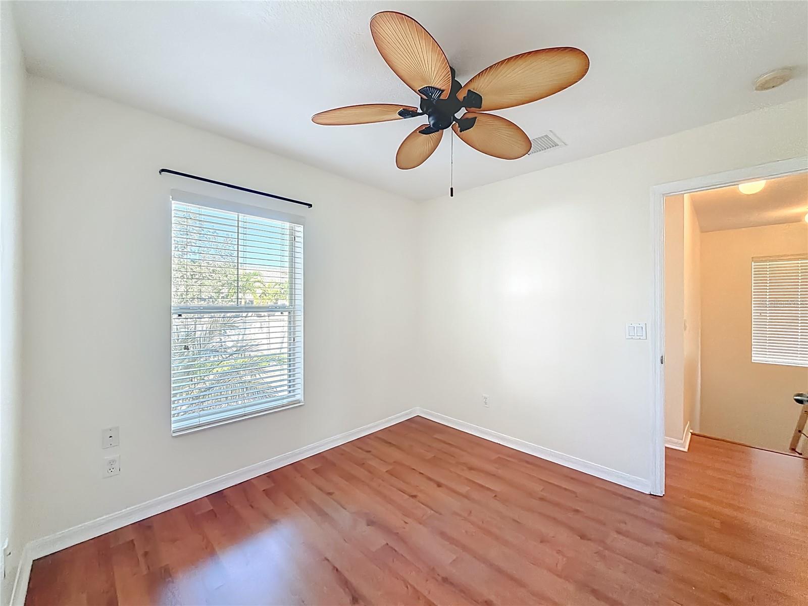 Image 27 of 68 For 1531 Par Court