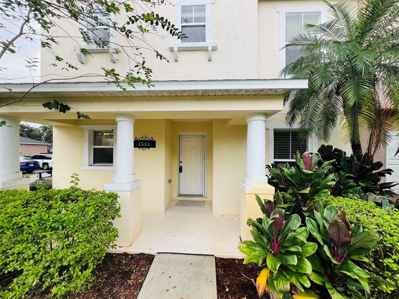 Image 3 of 68 For 1531 Par Court