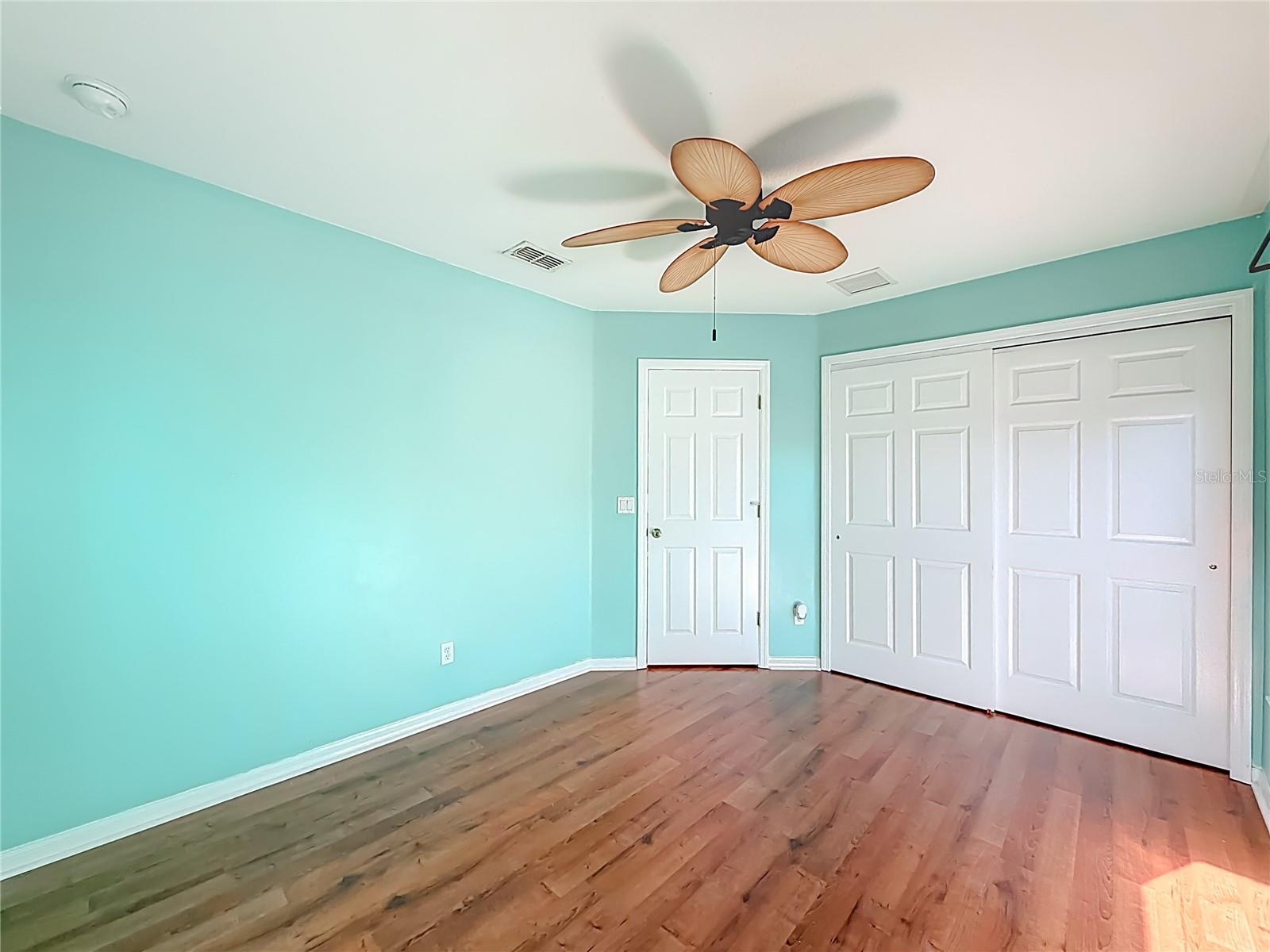 Image 30 of 68 For 1531 Par Court