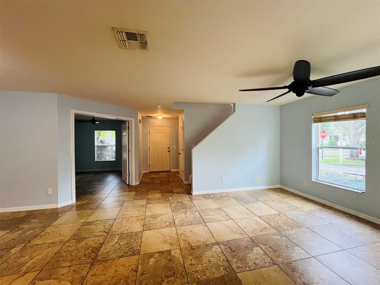 Image 4 of 68 For 1531 Par Court