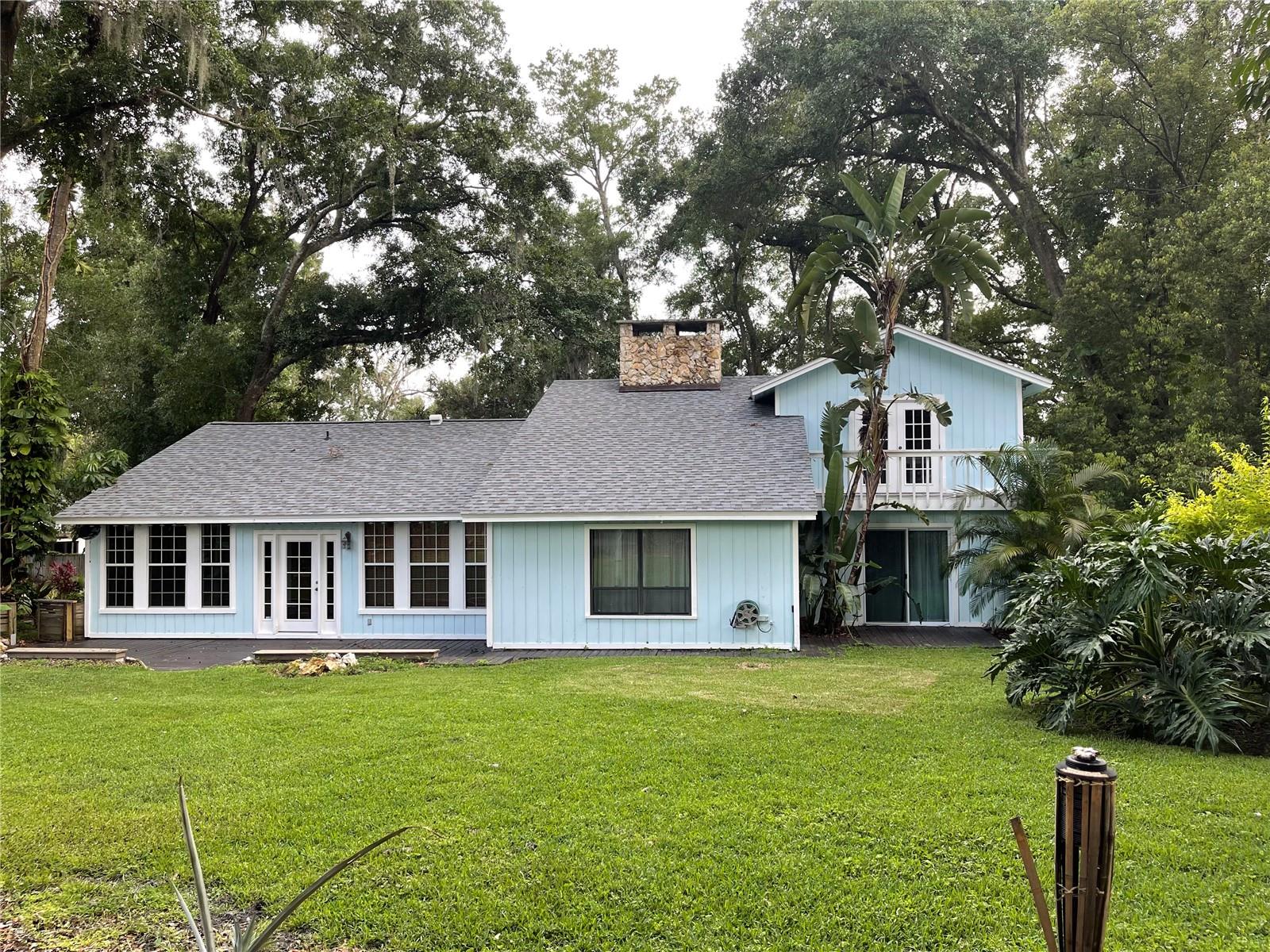 Image 4 of 7 For 9631 Hollyglen Place