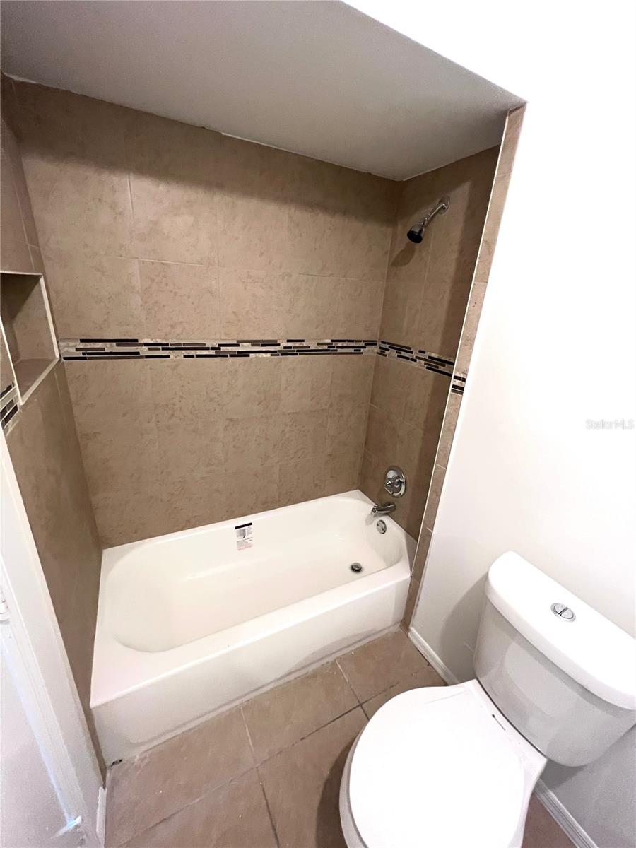 Image 9 of 16 For 12026 Tift Circle