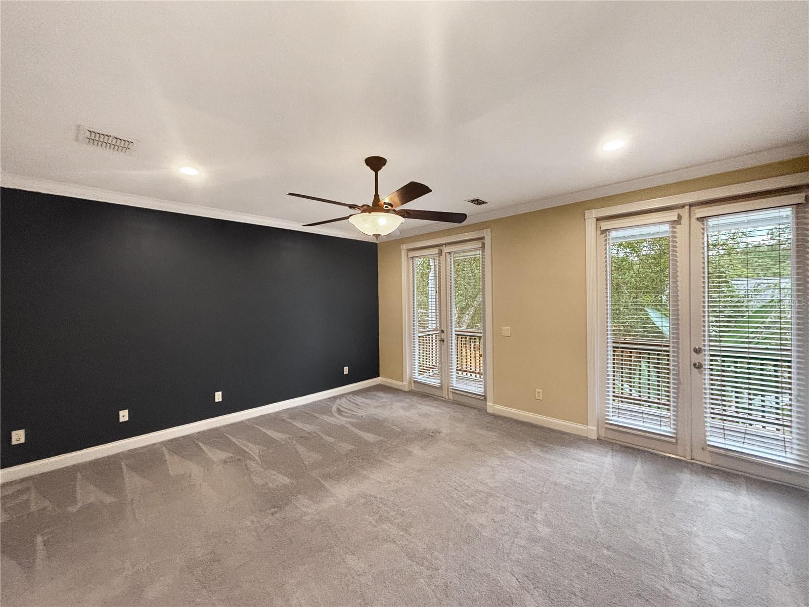 Image 10 of 29 For 827 Meridale Avenue