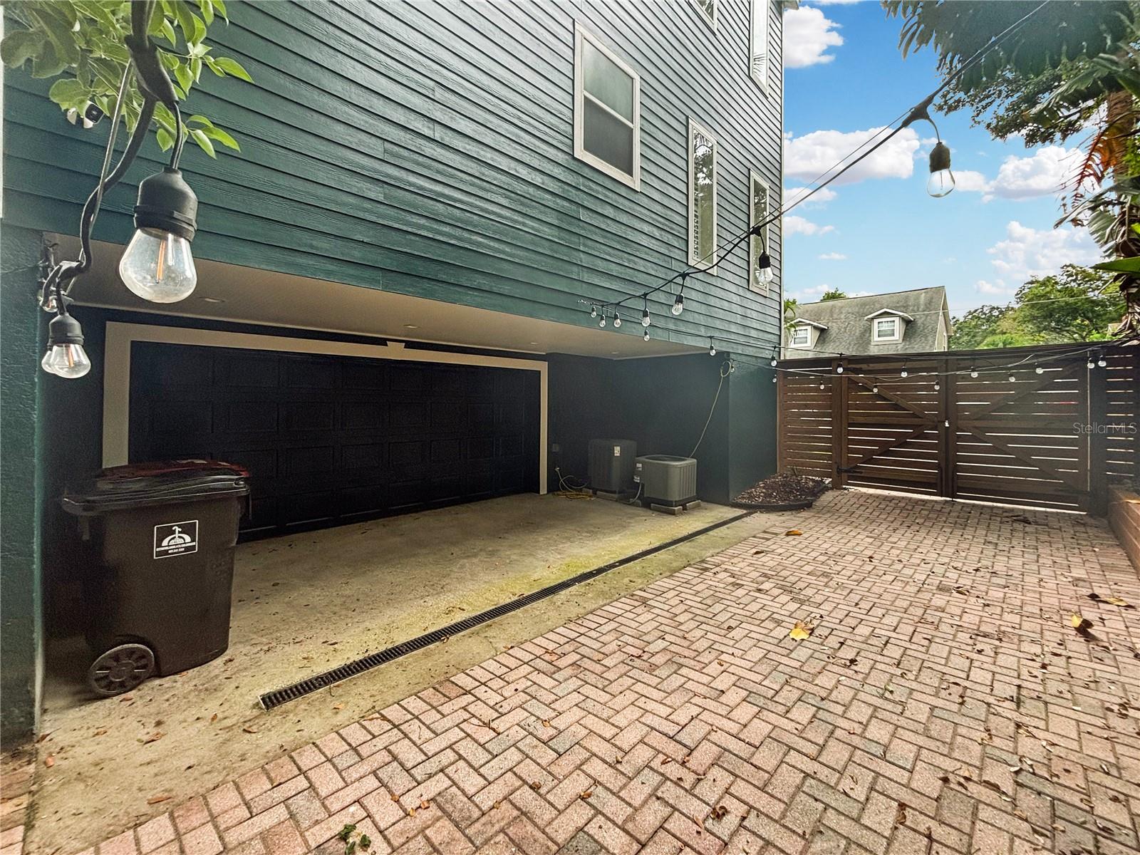 Image 29 of 29 For 827 Meridale Avenue