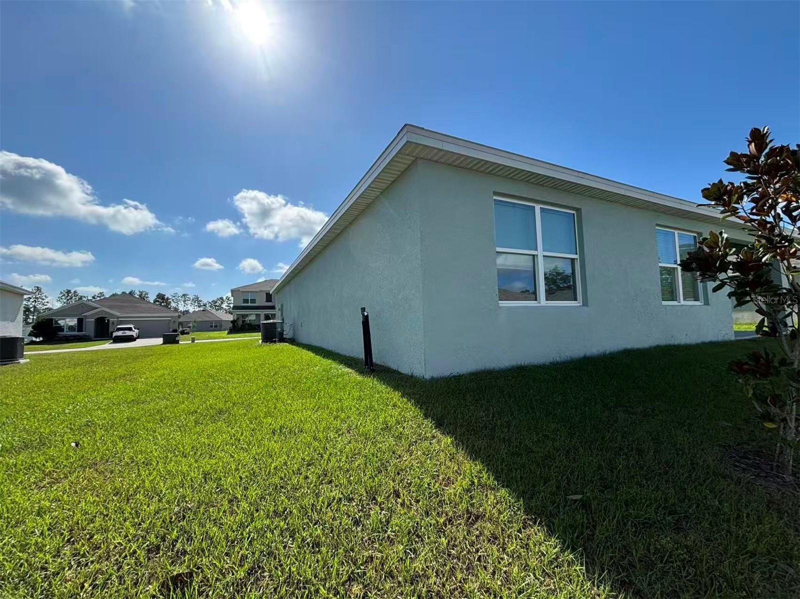 Image 8 of 21 For 40 Hickory Course Lane