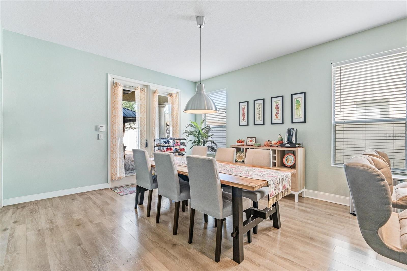 Image 12 of 53 For 14488 Whittridge Drive