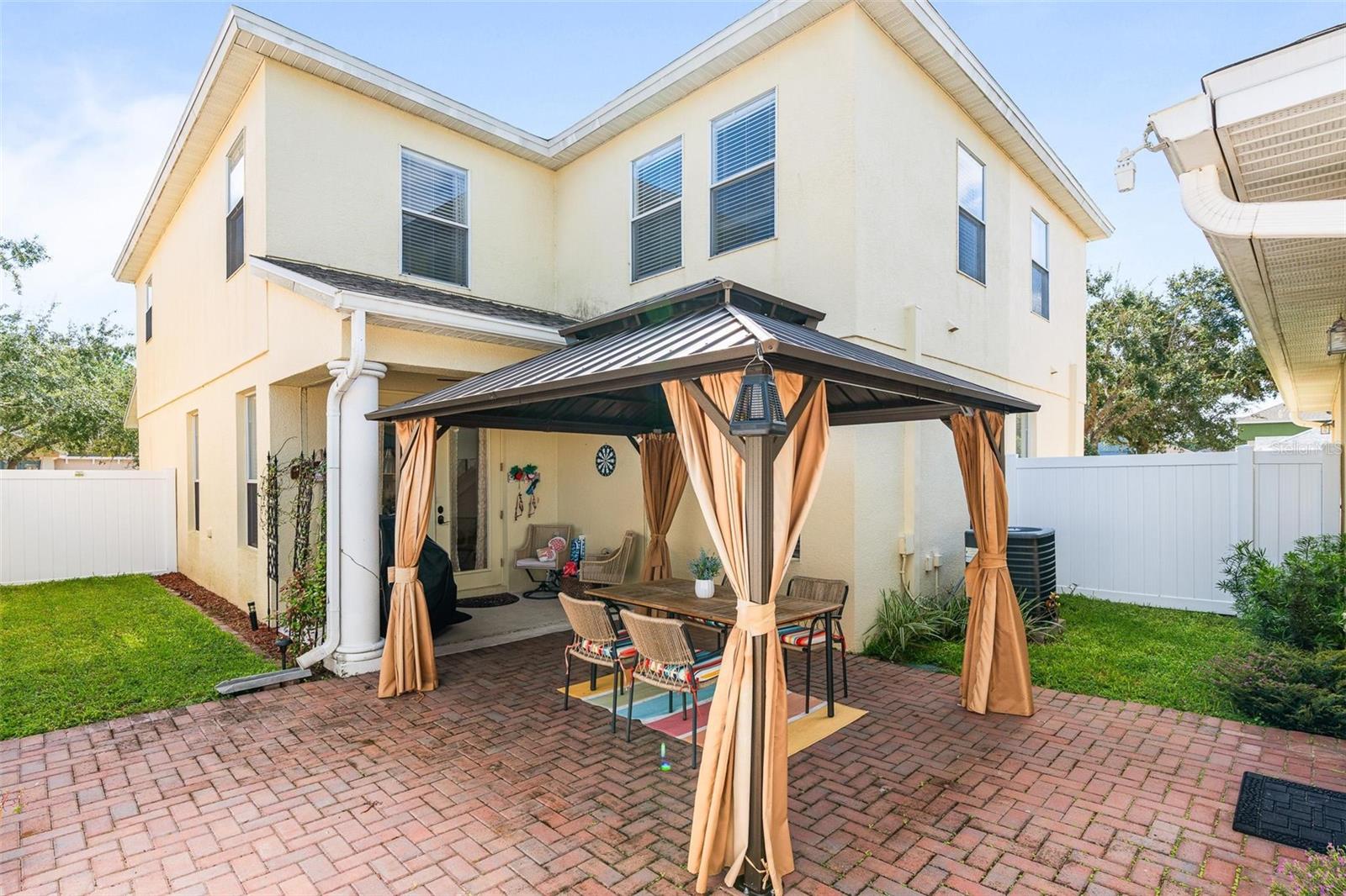 Image 18 of 53 For 14488 Whittridge Drive