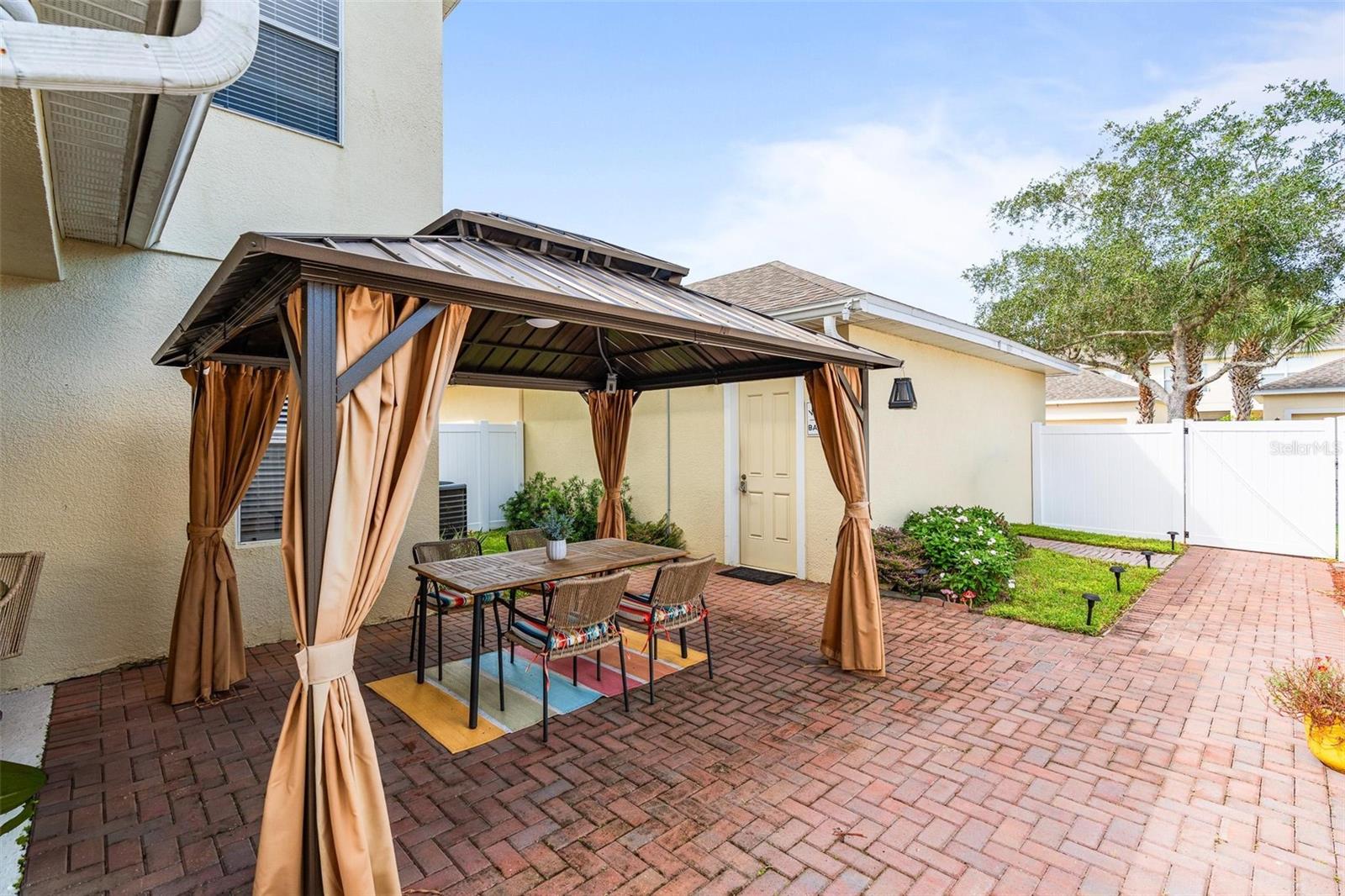 Image 19 of 53 For 14488 Whittridge Drive