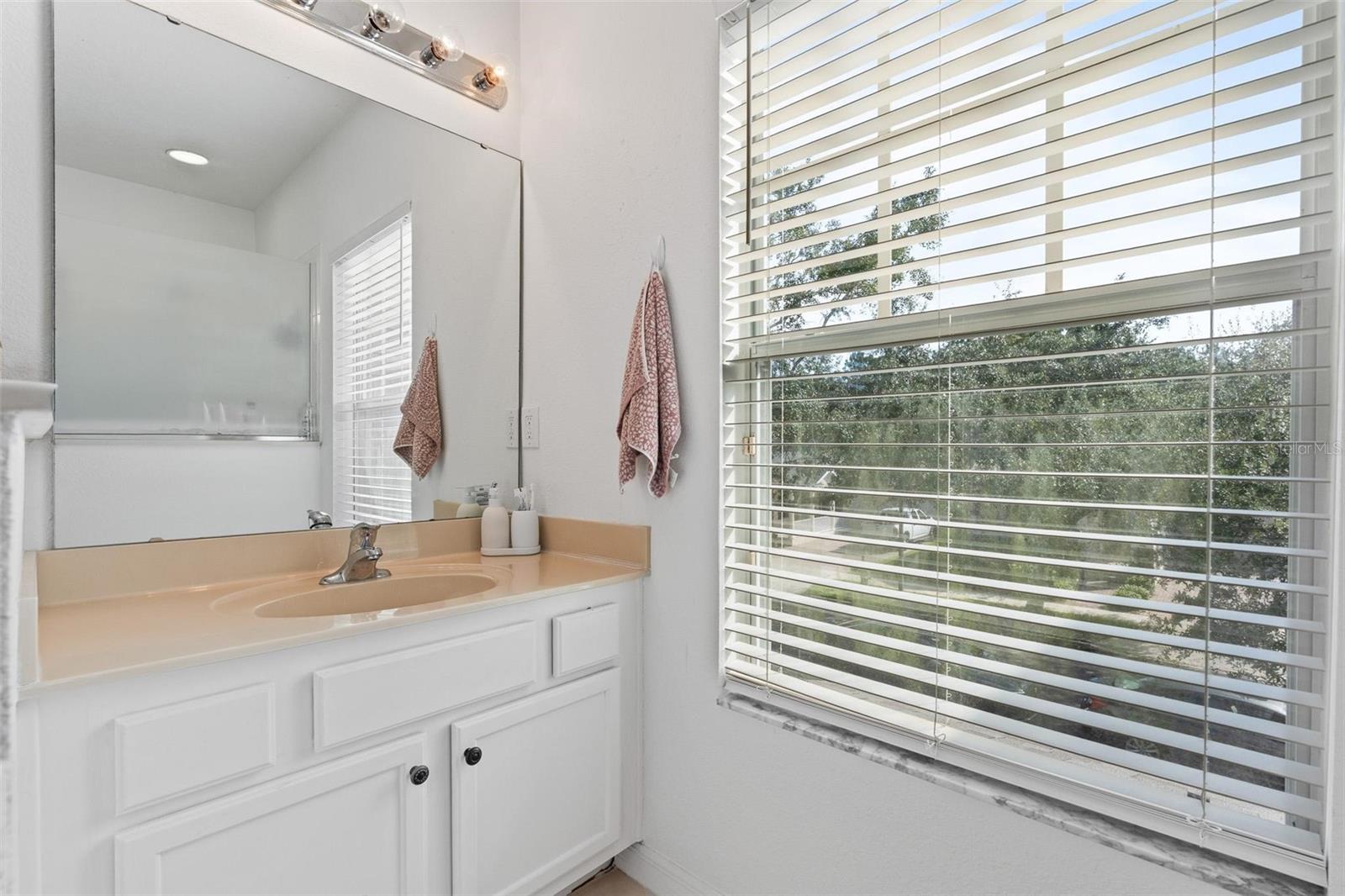 Image 33 of 53 For 14488 Whittridge Drive