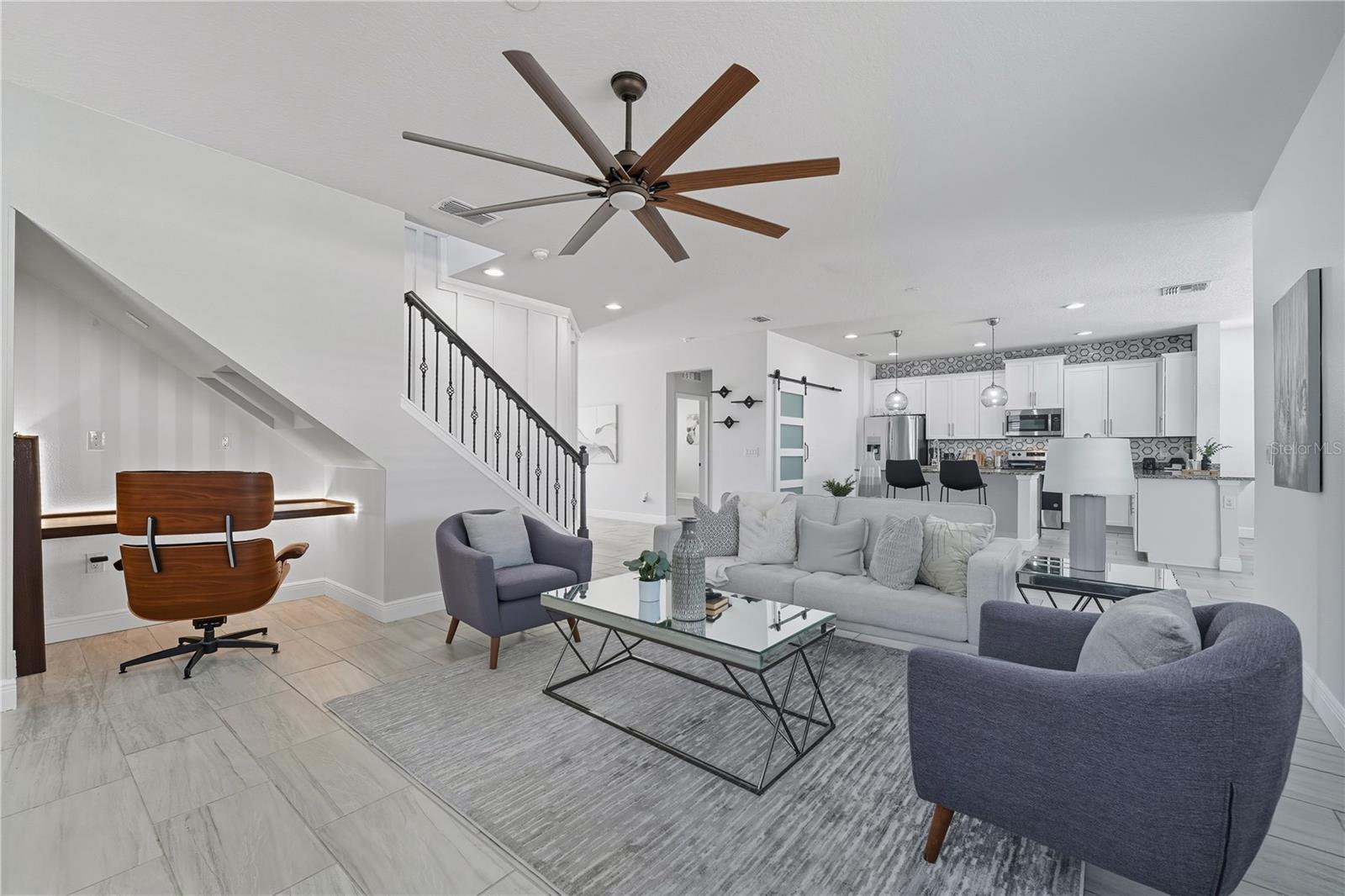 Image 13 of 32 For 133 Whirlaway Drive S