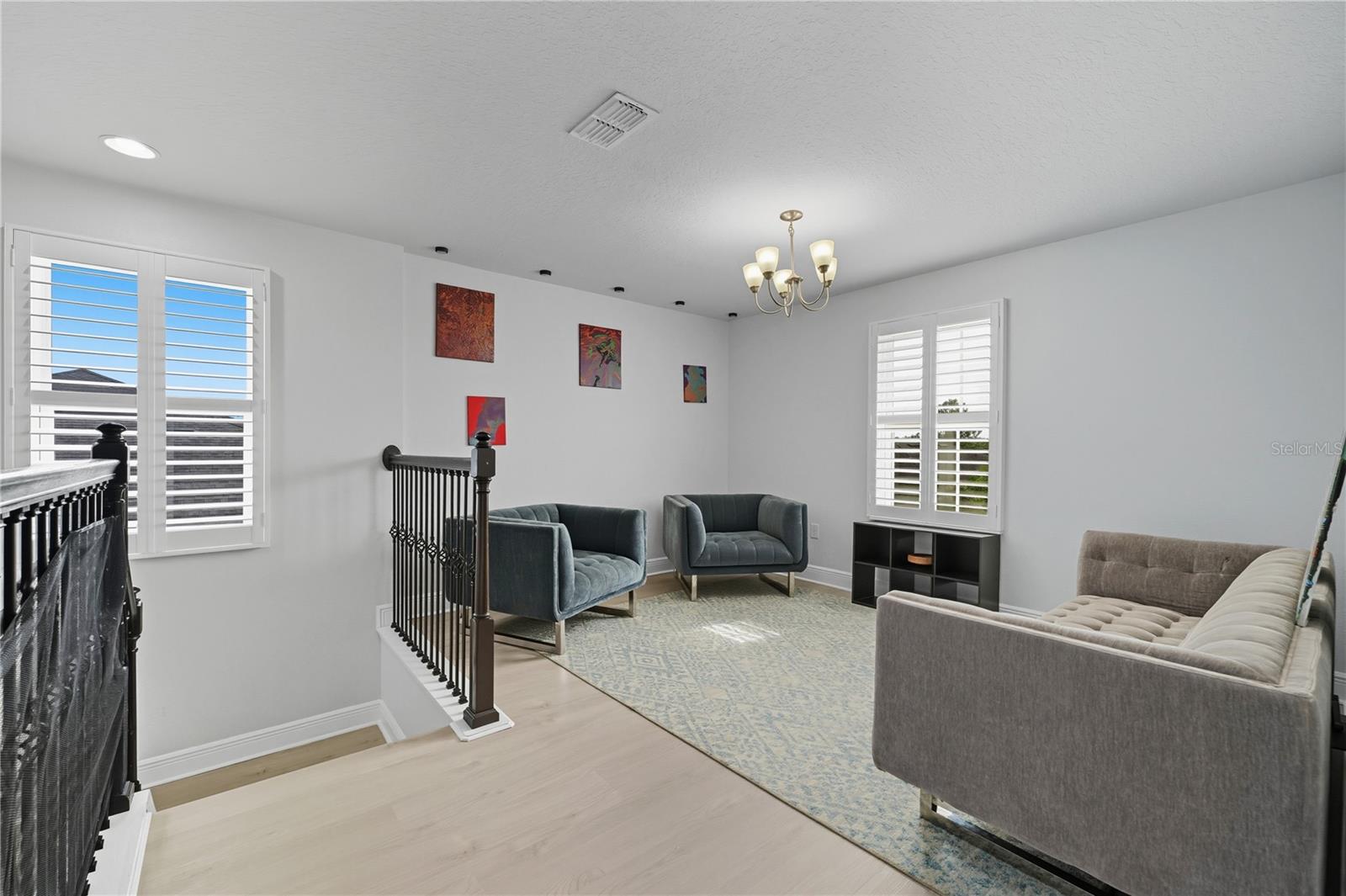 Image 15 of 32 For 133 Whirlaway Drive S
