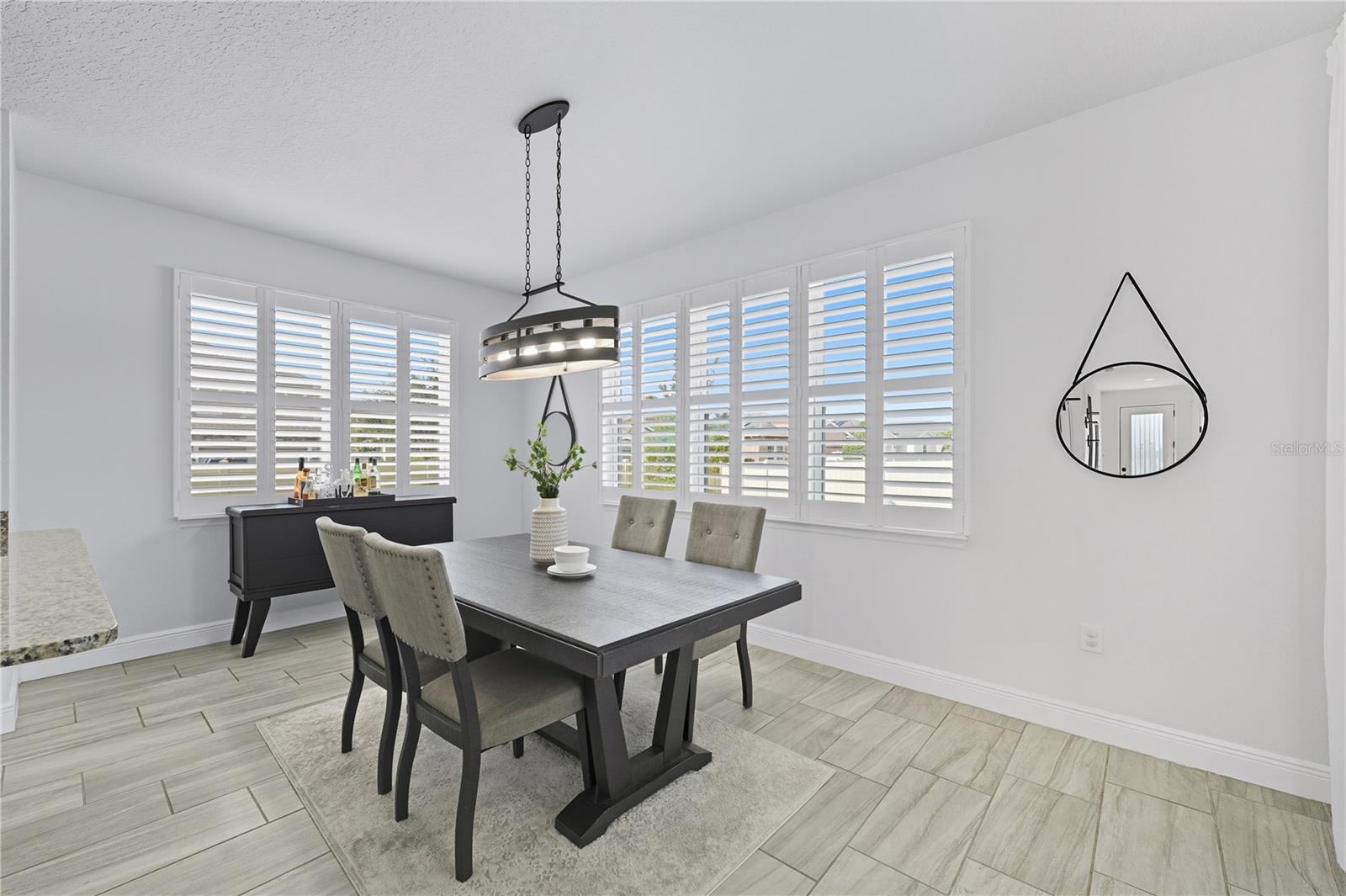 Image 5 of 32 For 133 Whirlaway Drive S