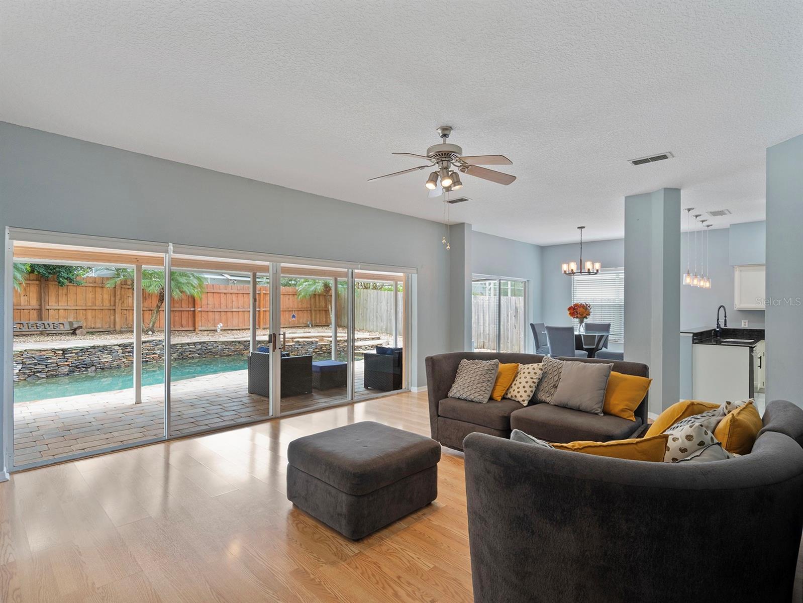 Image 17 of 46 For 2283 Ekana Drive