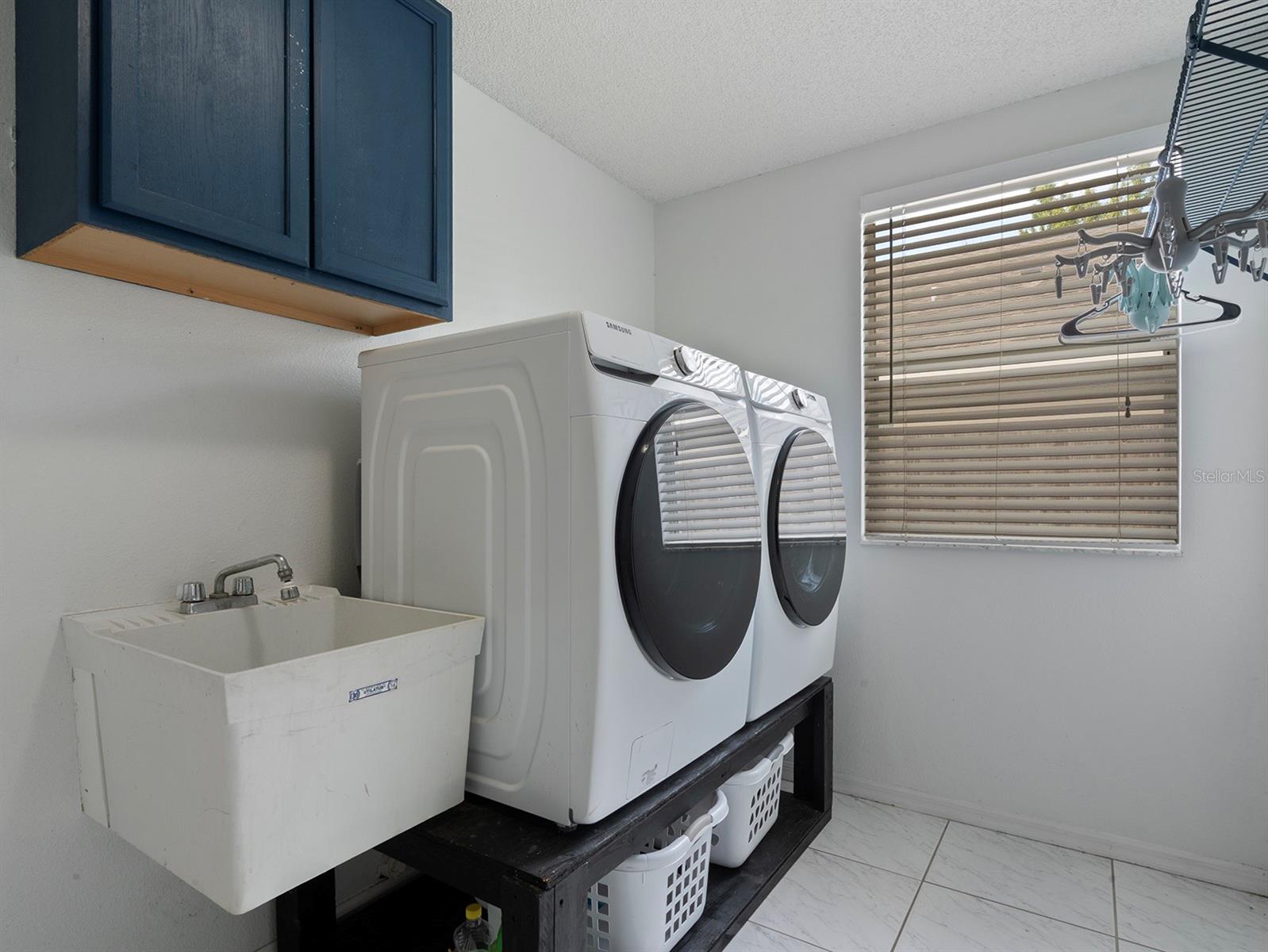 Image 22 of 46 For 2283 Ekana Drive