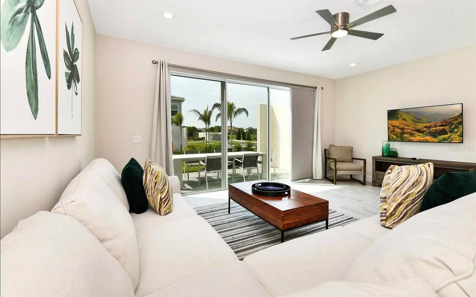 Image 2 of 17 For 7909 Draw Street