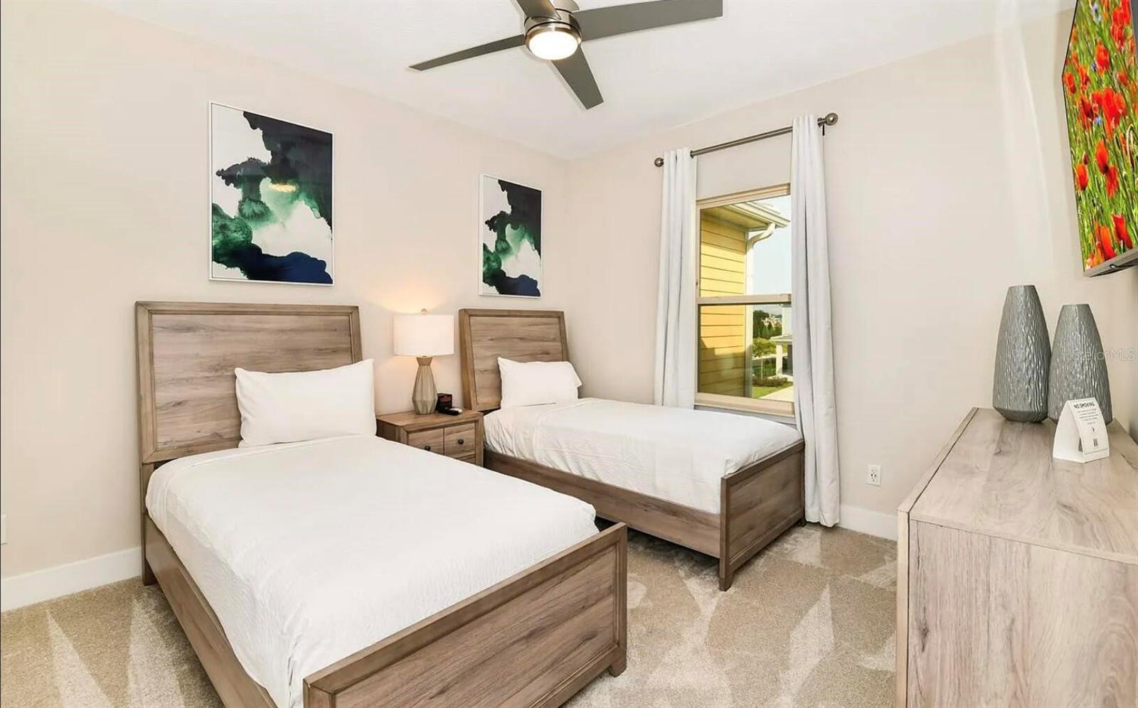 Image 8 of 17 For 7909 Draw Street