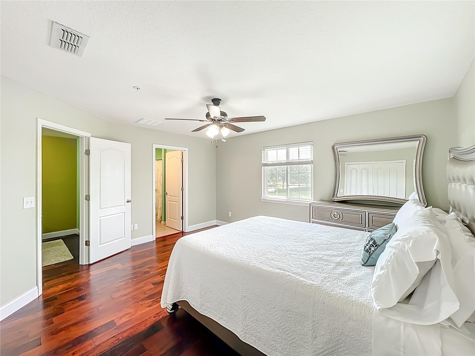 Image 16 of 37 For 10100 Green Branch Court