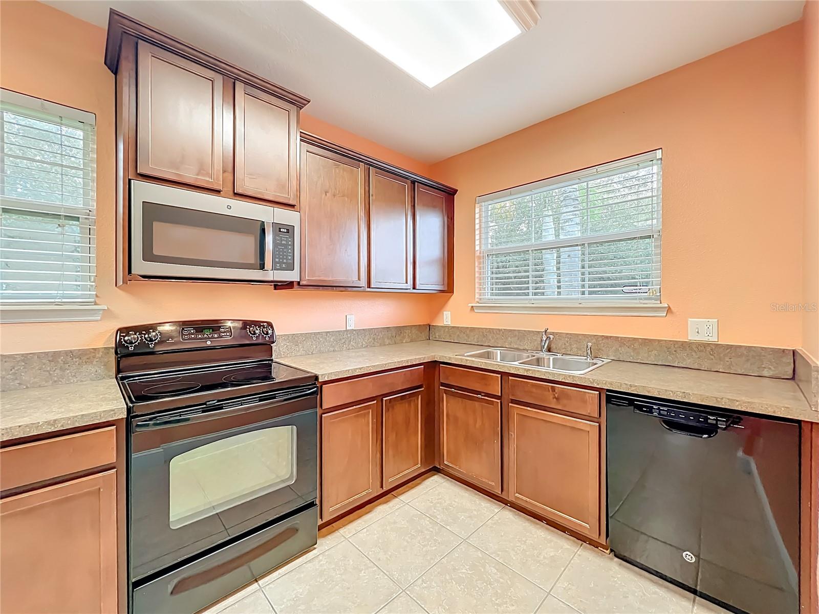 Image 7 of 37 For 10100 Green Branch Court