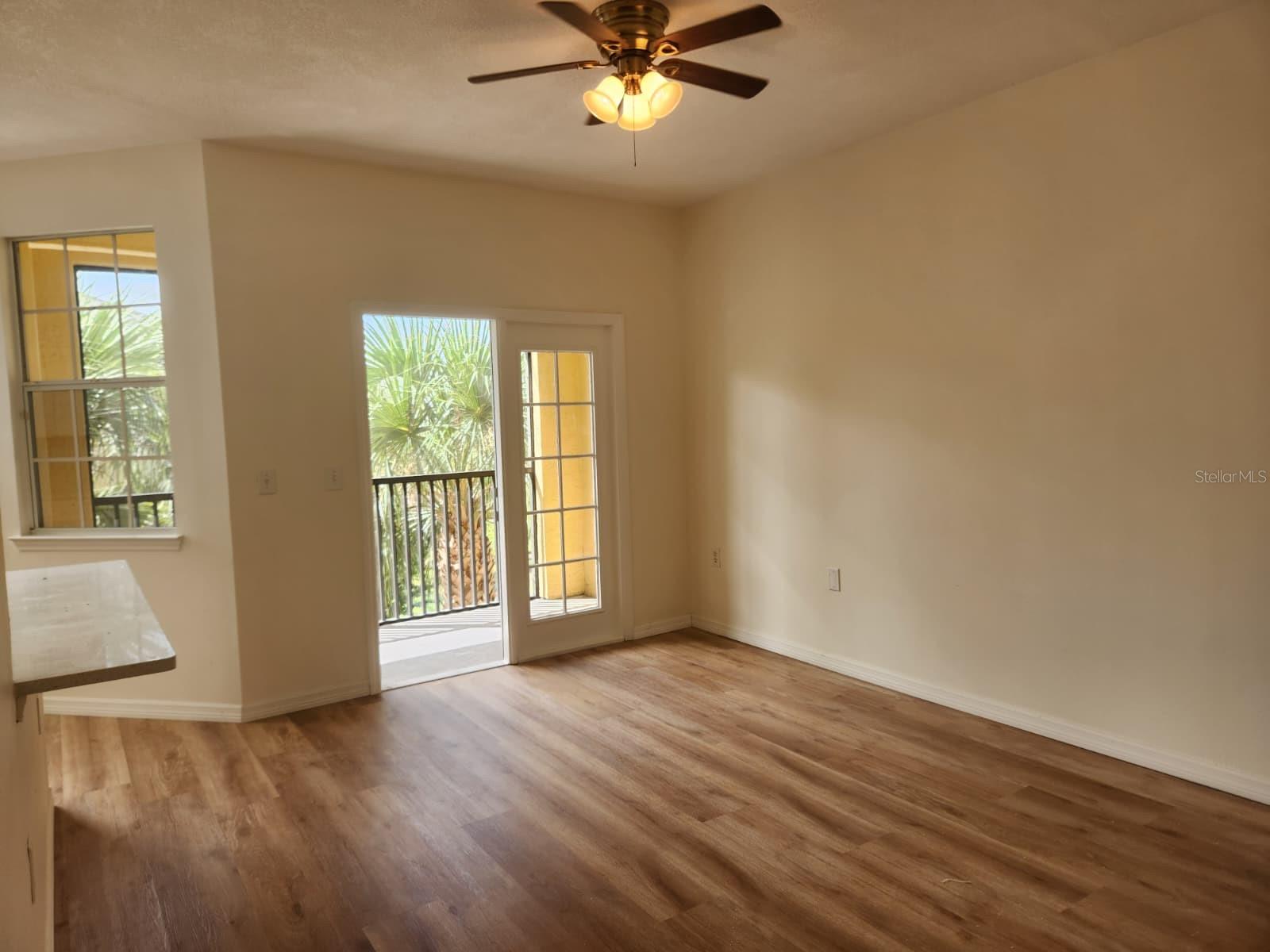 Image 4 of 23 For 10873 Windsor Walk Drive 4302