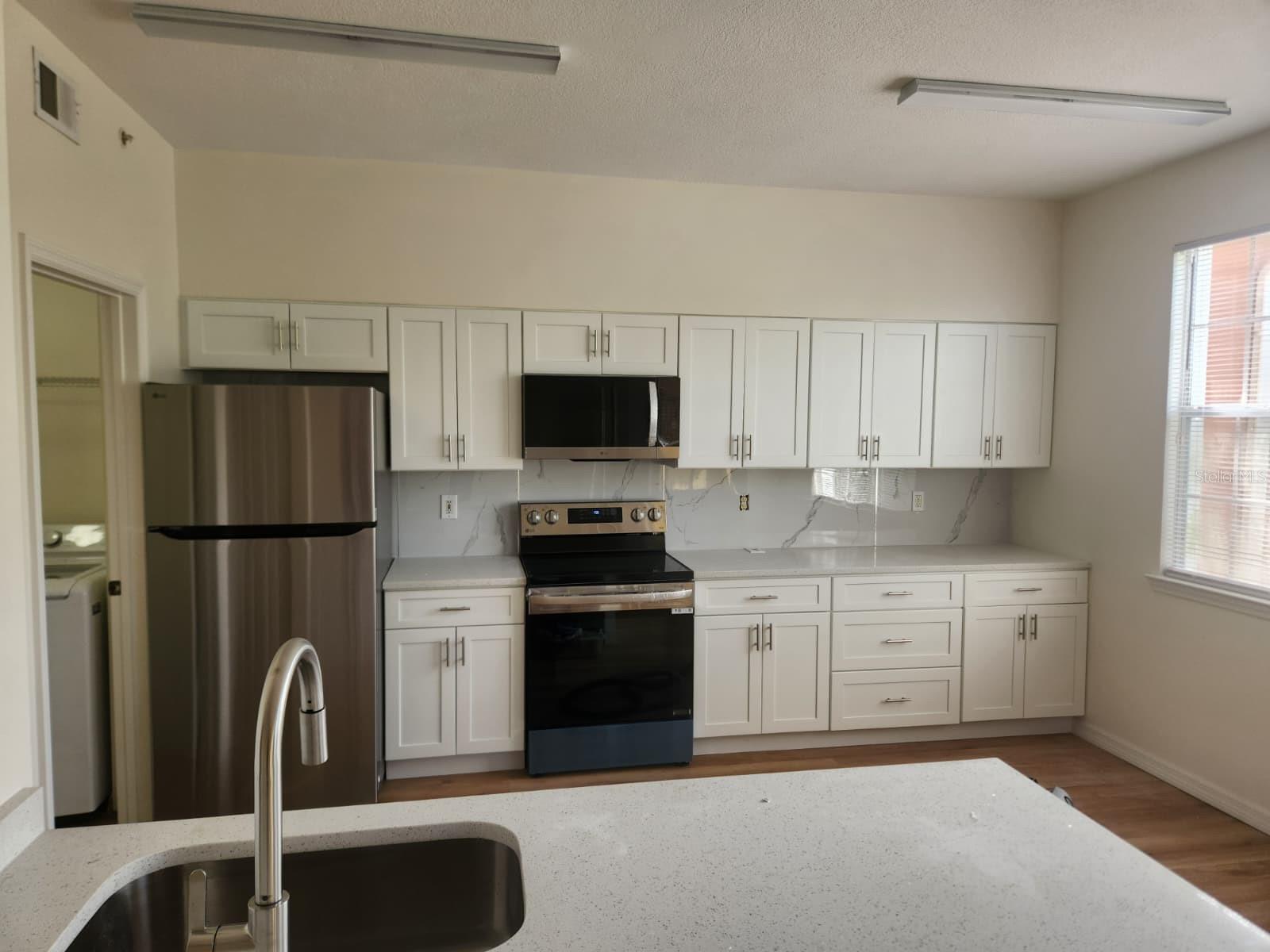 Image 9 of 23 For 10873 Windsor Walk Drive 4302