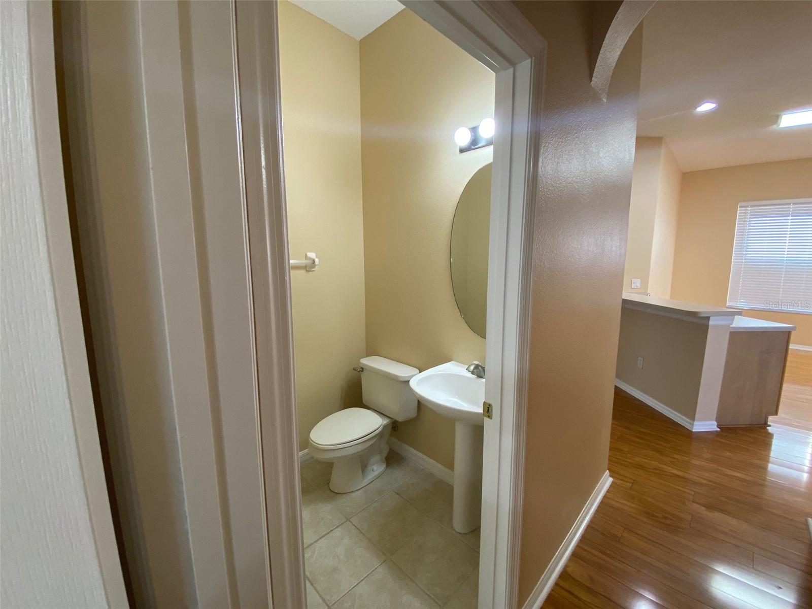 Image 12 of 28 For 604 Lakepark Trail