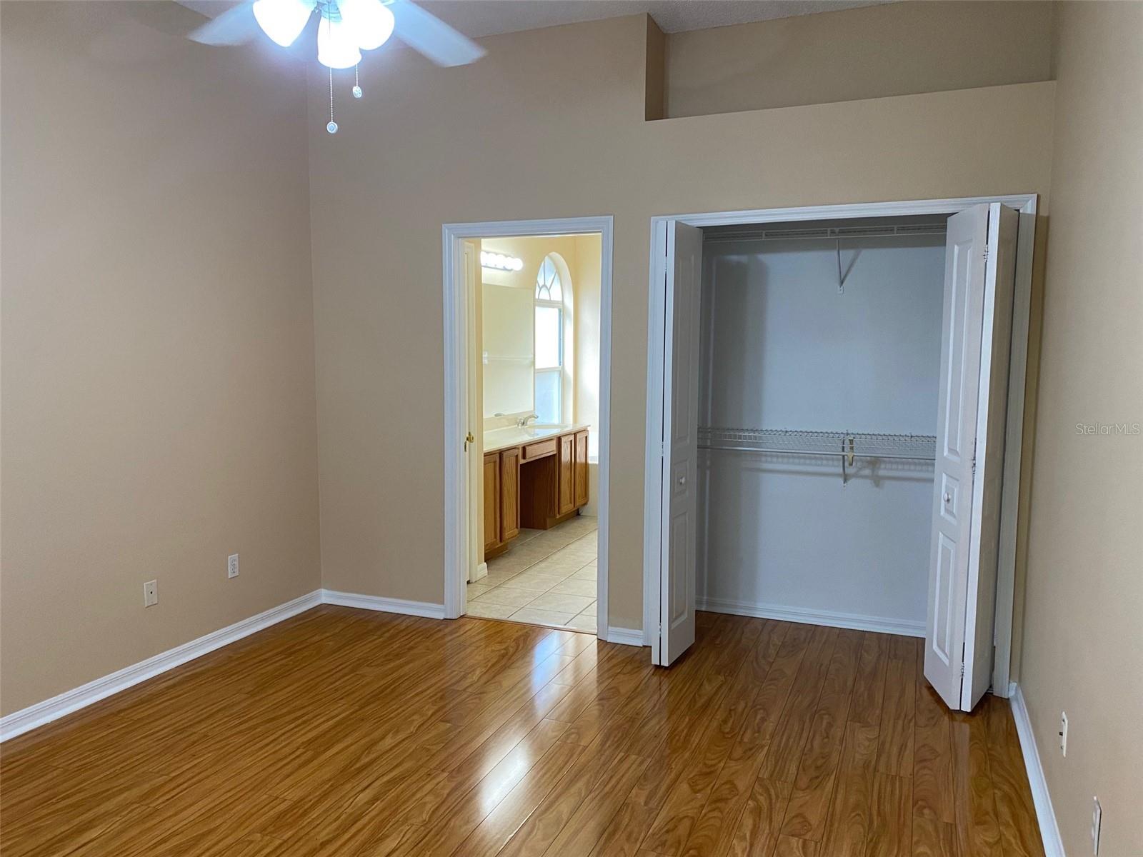 Image 18 of 28 For 604 Lakepark Trail