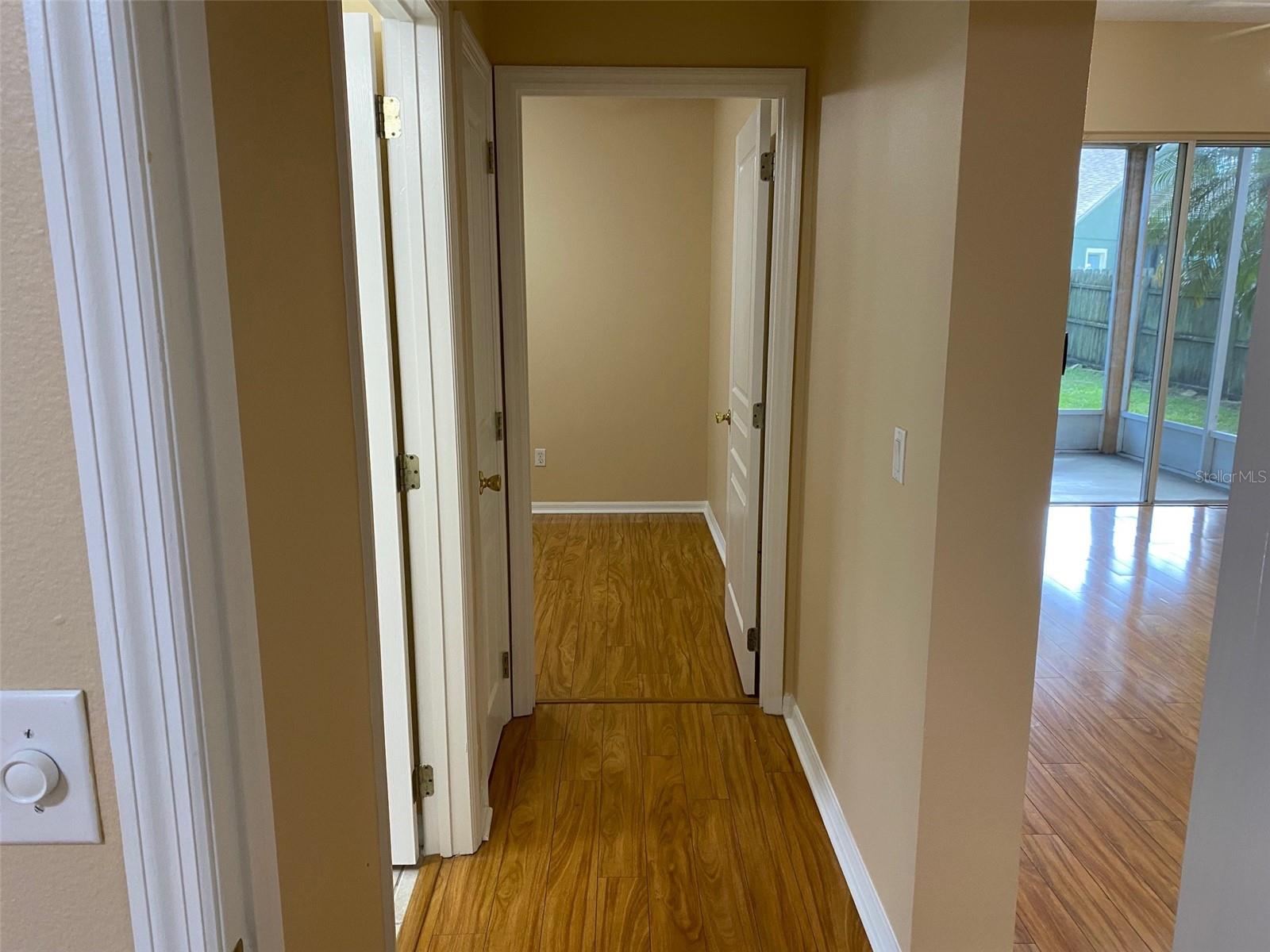 Image 24 of 28 For 604 Lakepark Trail