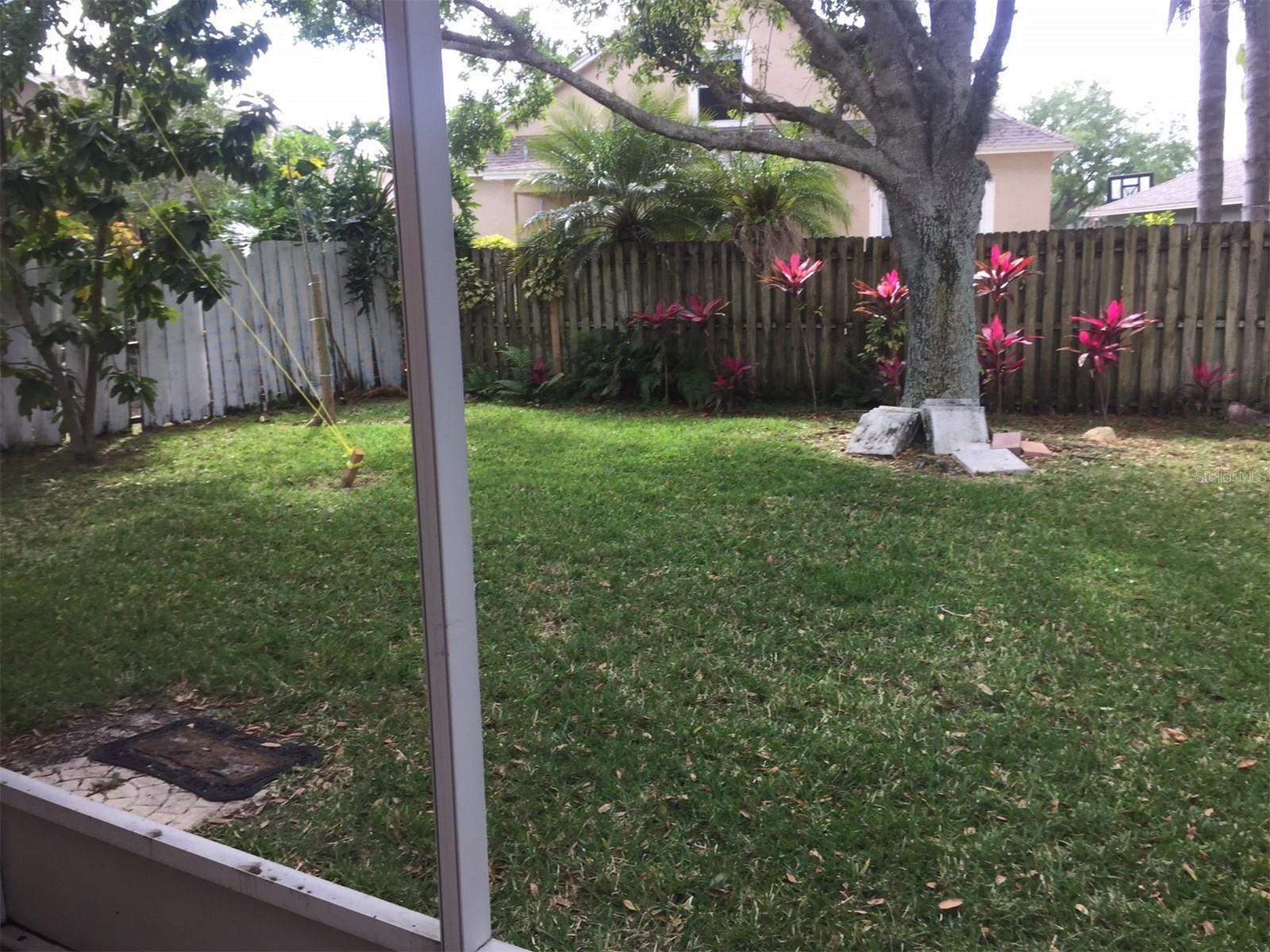 Image 28 of 28 For 604 Lakepark Trail