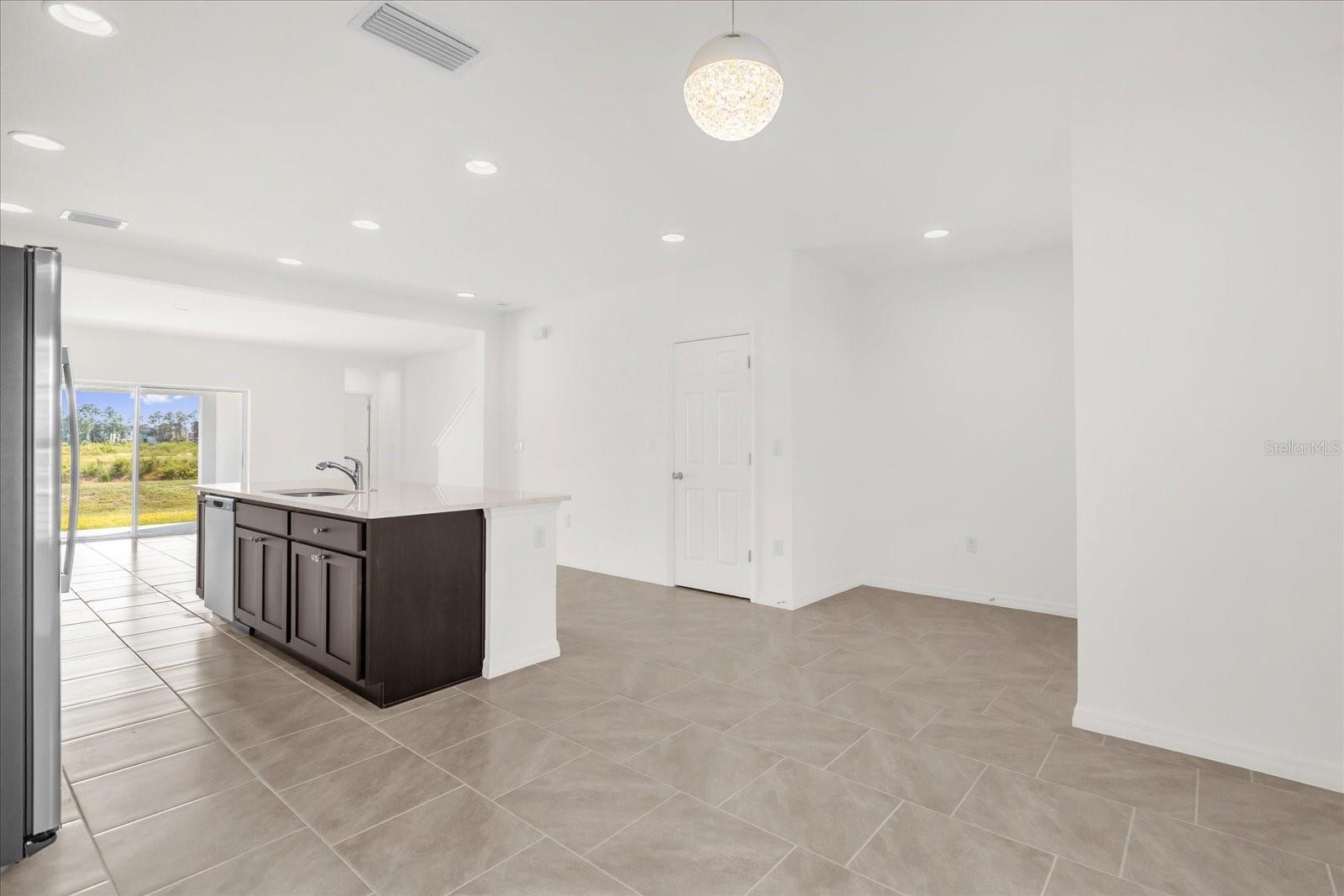 Image 11 of 26 For 1108 Sand Torch Circle