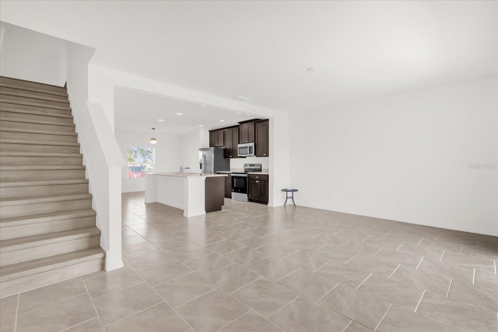 Image 12 of 26 For 1108 Sand Torch Circle