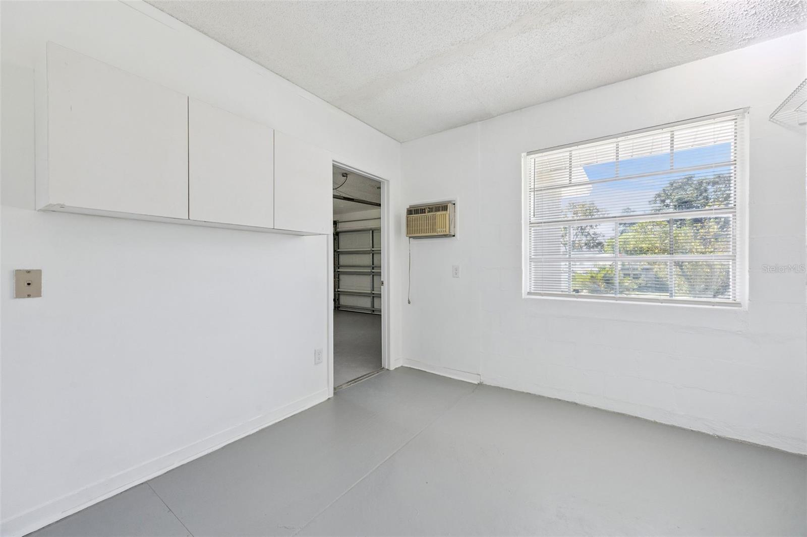 Image 26 of 34 For 7319 Seamans Bluff